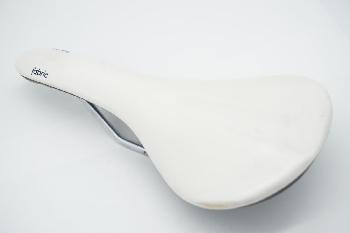 FABRIC 「ファブリック」 SCOOP FLAT ELITE サドル / 滋賀大津店