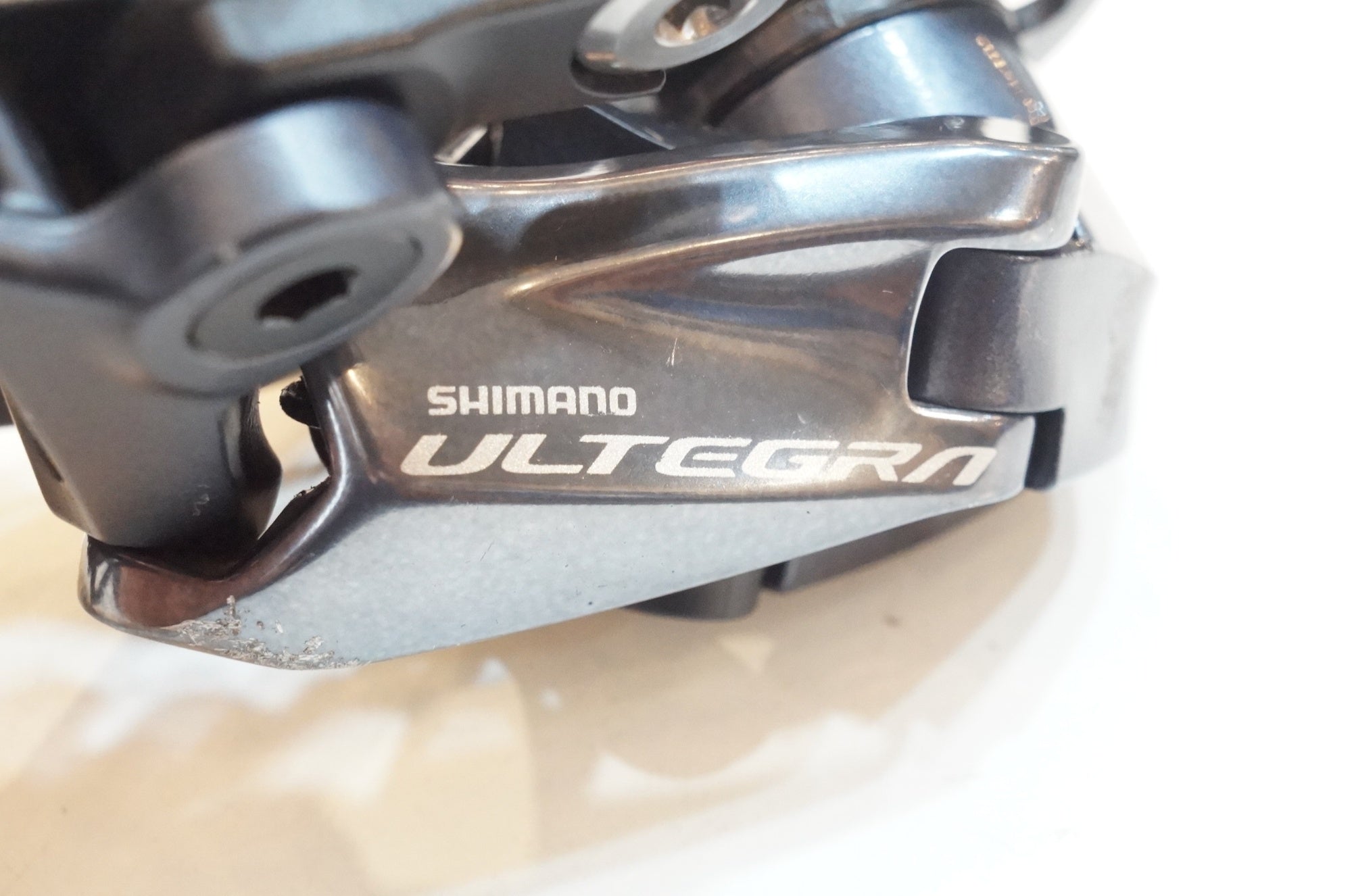 SHIMANO 「シマノ」 ULTEGRA RD-R8000 リアディレイラー / 浦和ベース