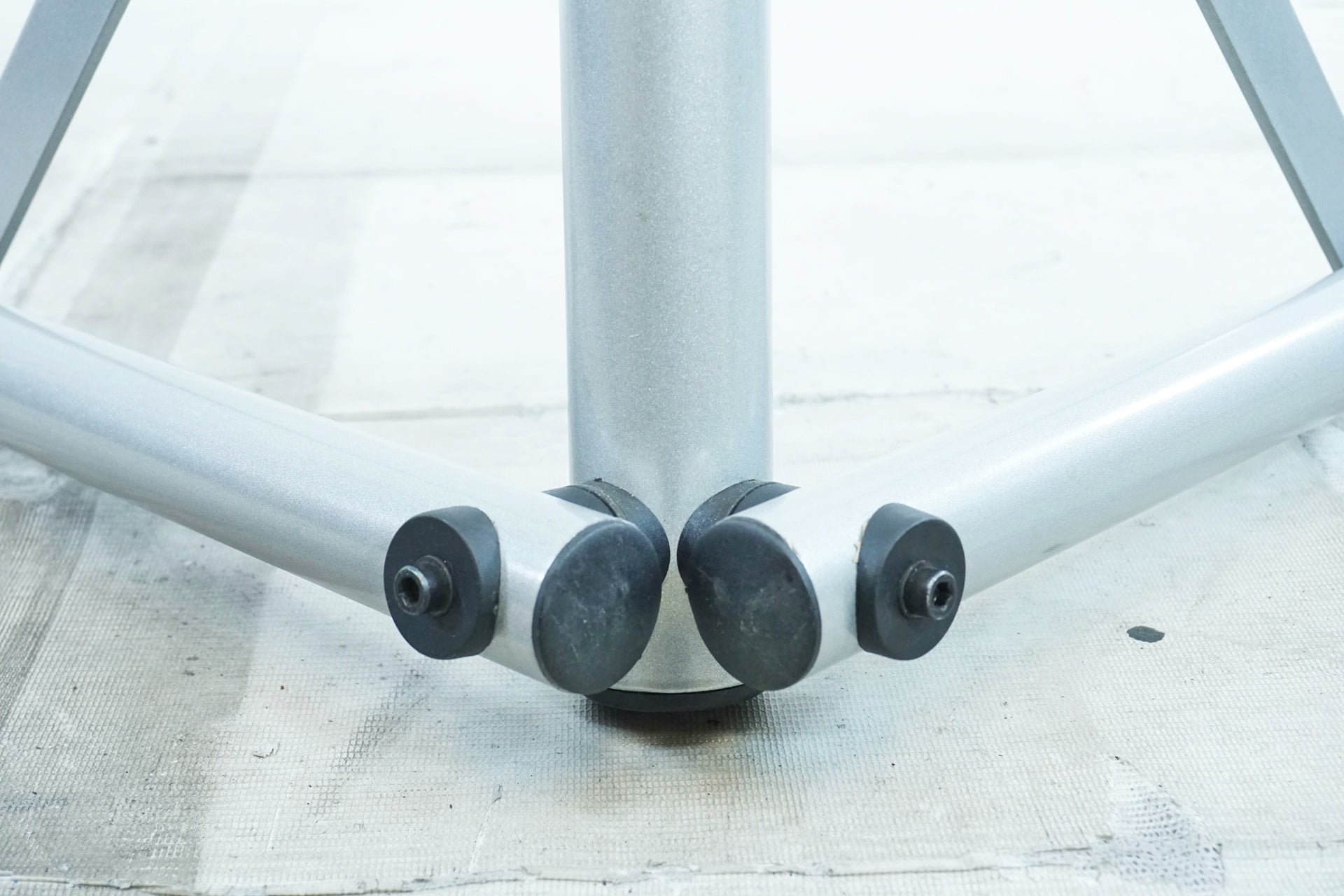 ELITE 「エリート」 WORKSTAND TEAM メンテナンススタンド / 有明ガーデン店