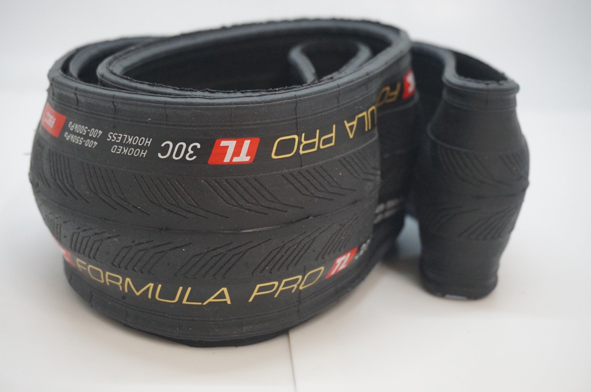 IRC 「アイアールシー」 FORMULA PRO TL 700×30C タイヤ / 福岡店