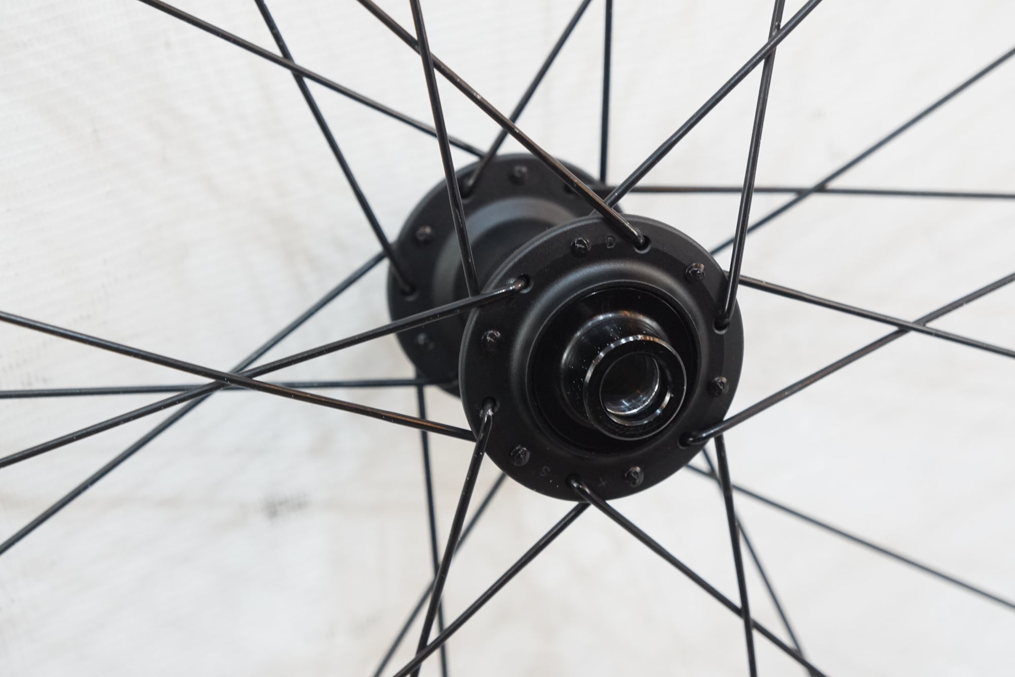 BONTRAGER 「ボントレガー」 PARADIGM COMP DISC シマノ11速 ホイール