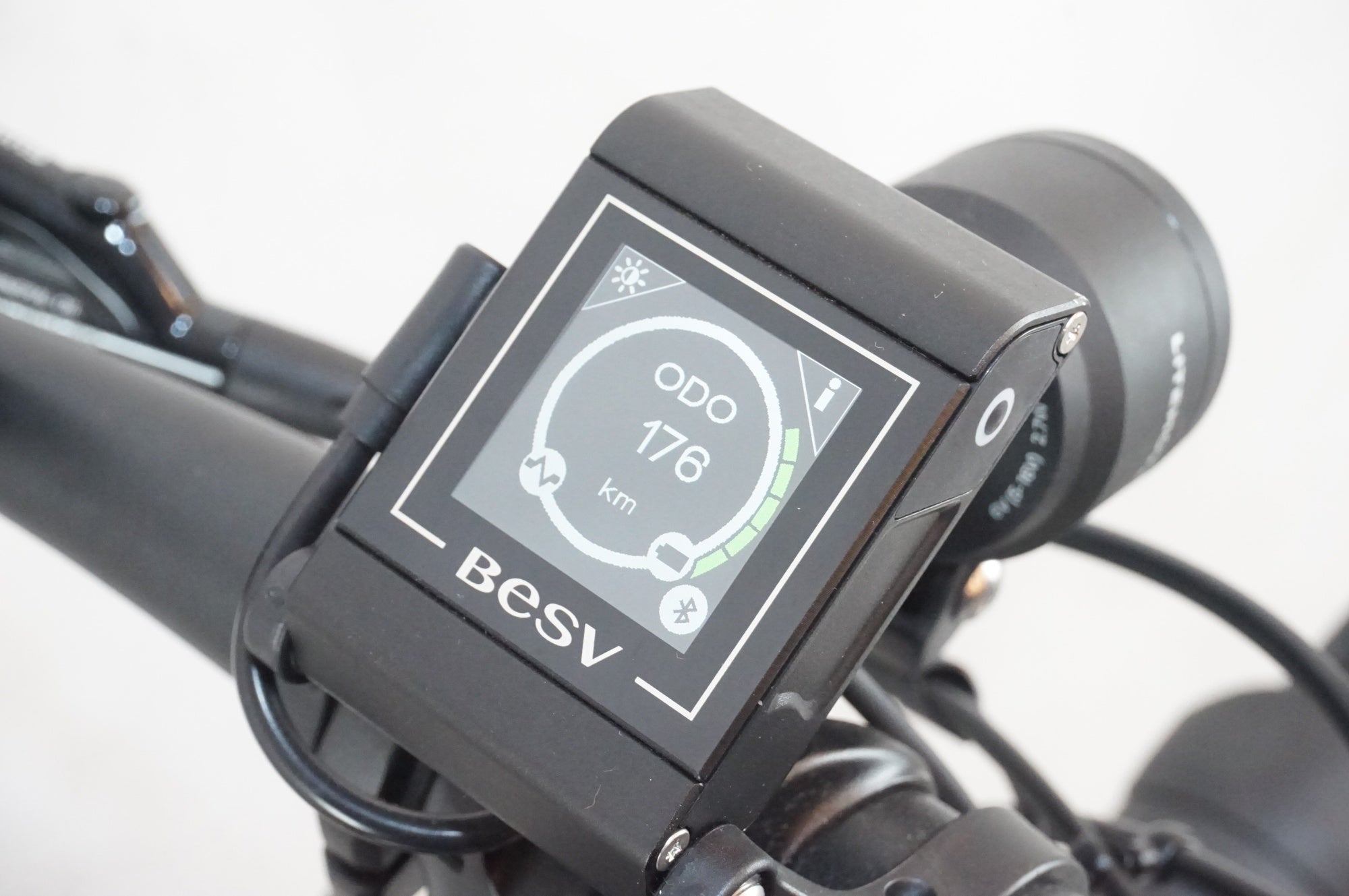 BESV 「ベスビー」 JF1 2022年頃 電動アシスト自転車 / 浦和ベース