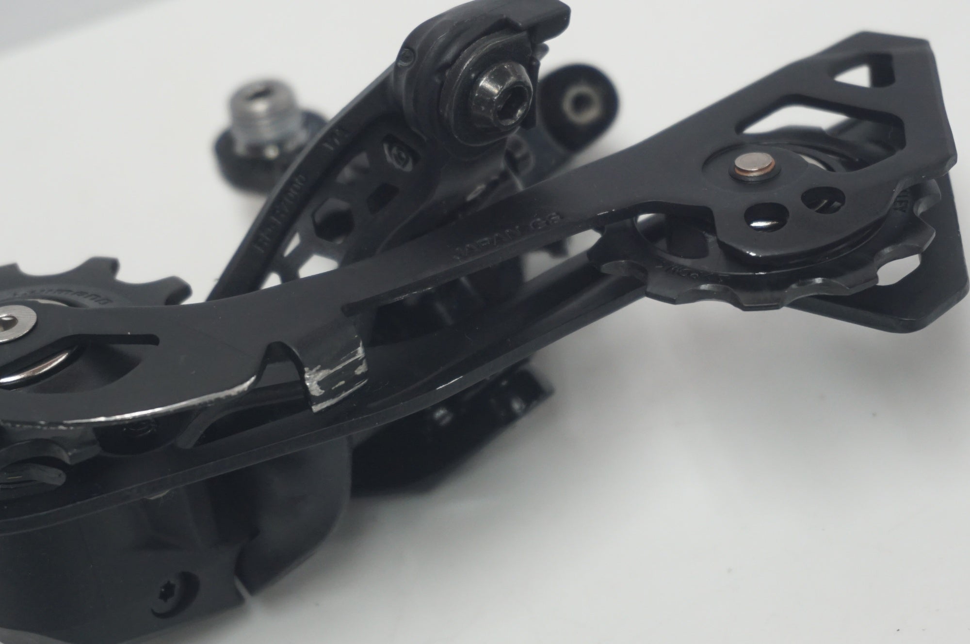 SHIMANO 「シマノ」 105 RD-R7000 リアディレイラー / 福岡店