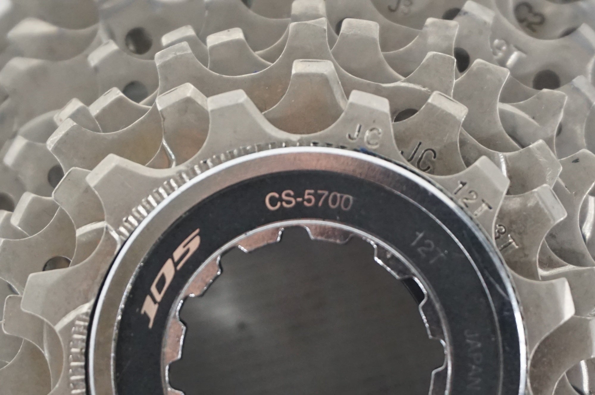 SHIMANO 「シマノ」 105 CS-5700 12-25T スプロケット / 阪急塚口店