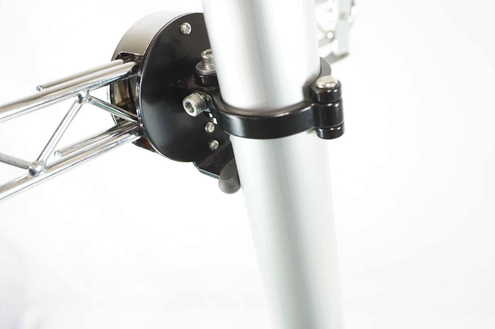 MINOURA 「ミノウラ」 バイクタワー20D 天井突っ張り式バイクスタンド