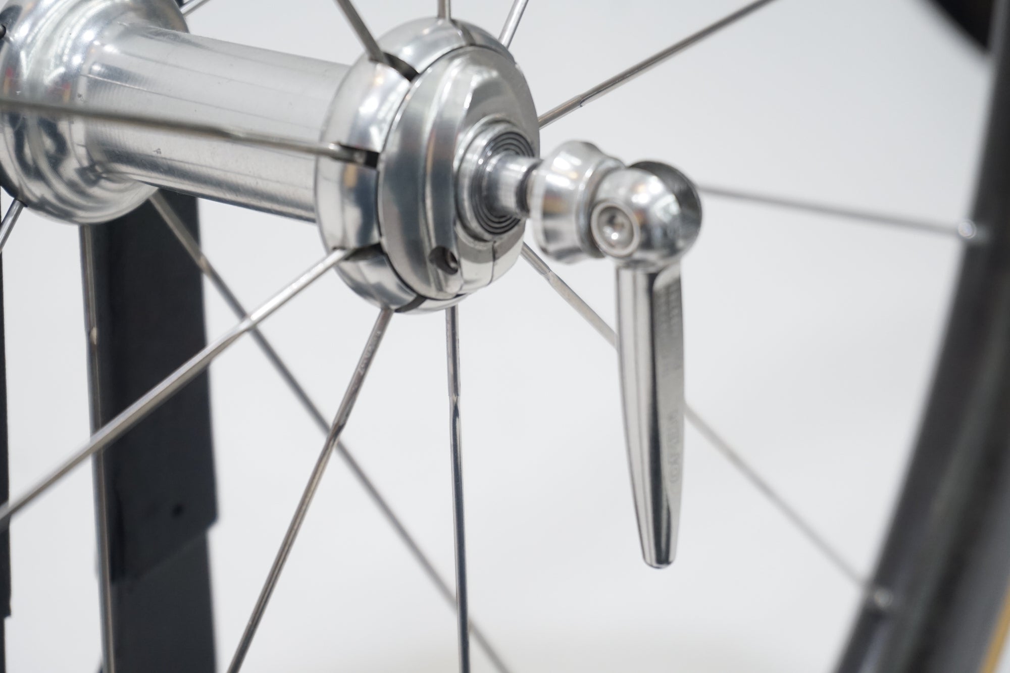 ZIPP 「ジップ」 303 FIRECREST TU フロントホイール / 京都西院店
