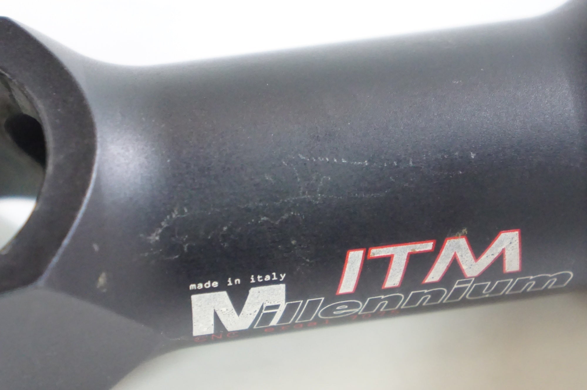 ITM 「アイティーエム」 MILLENNIUM φ25.8 90mm ステム / 熊谷本店