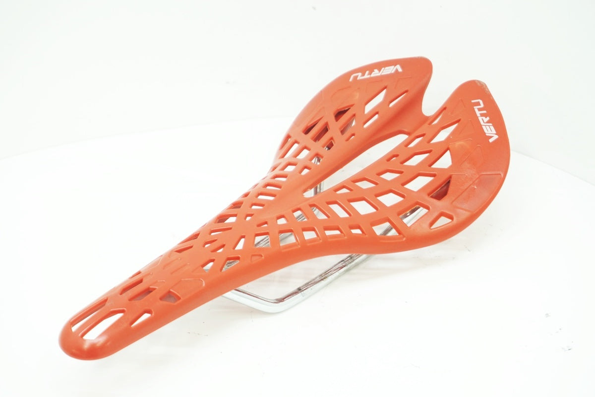 VERTU 「ヴァーチュ」 サドル / 大阪美原北インター店