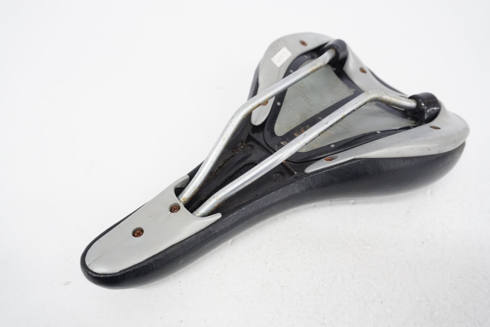 VELO 「ベロ」 サドル / 浜松店