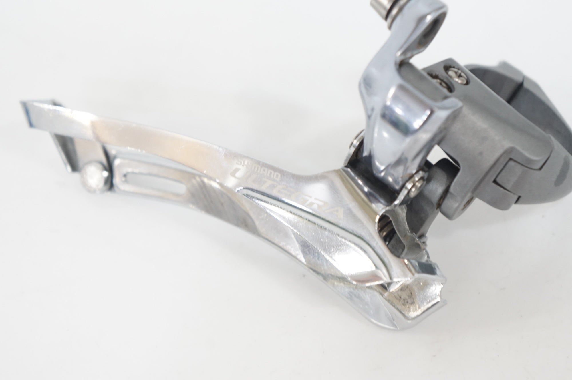 SHIMANO 「シマノ」 ULTEGRA FD-6700 フロントディレイラー / 大宮店