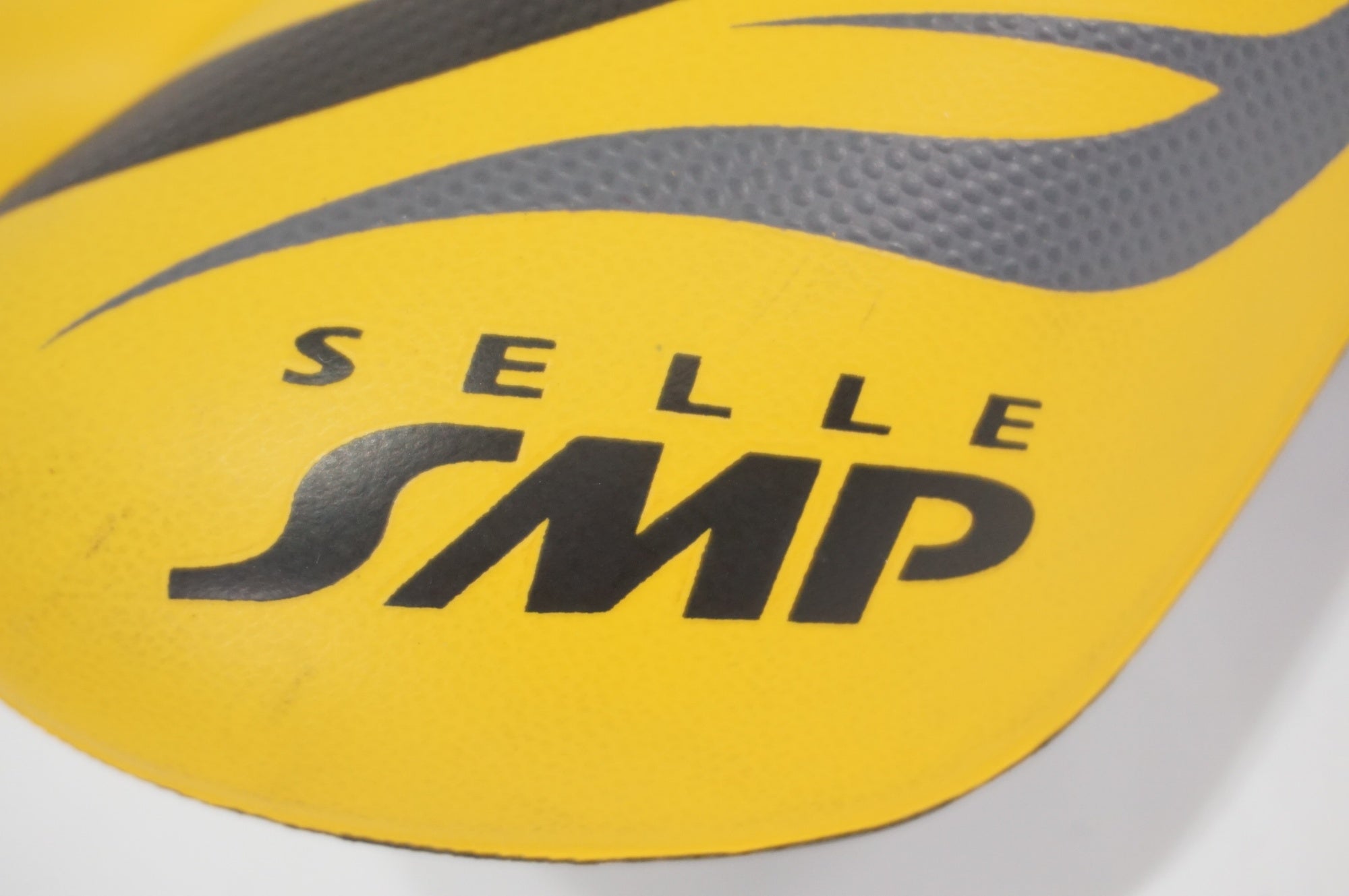 SELLE SMP 「セラエスエムピー」 EXTRA サドル / AKIBA店