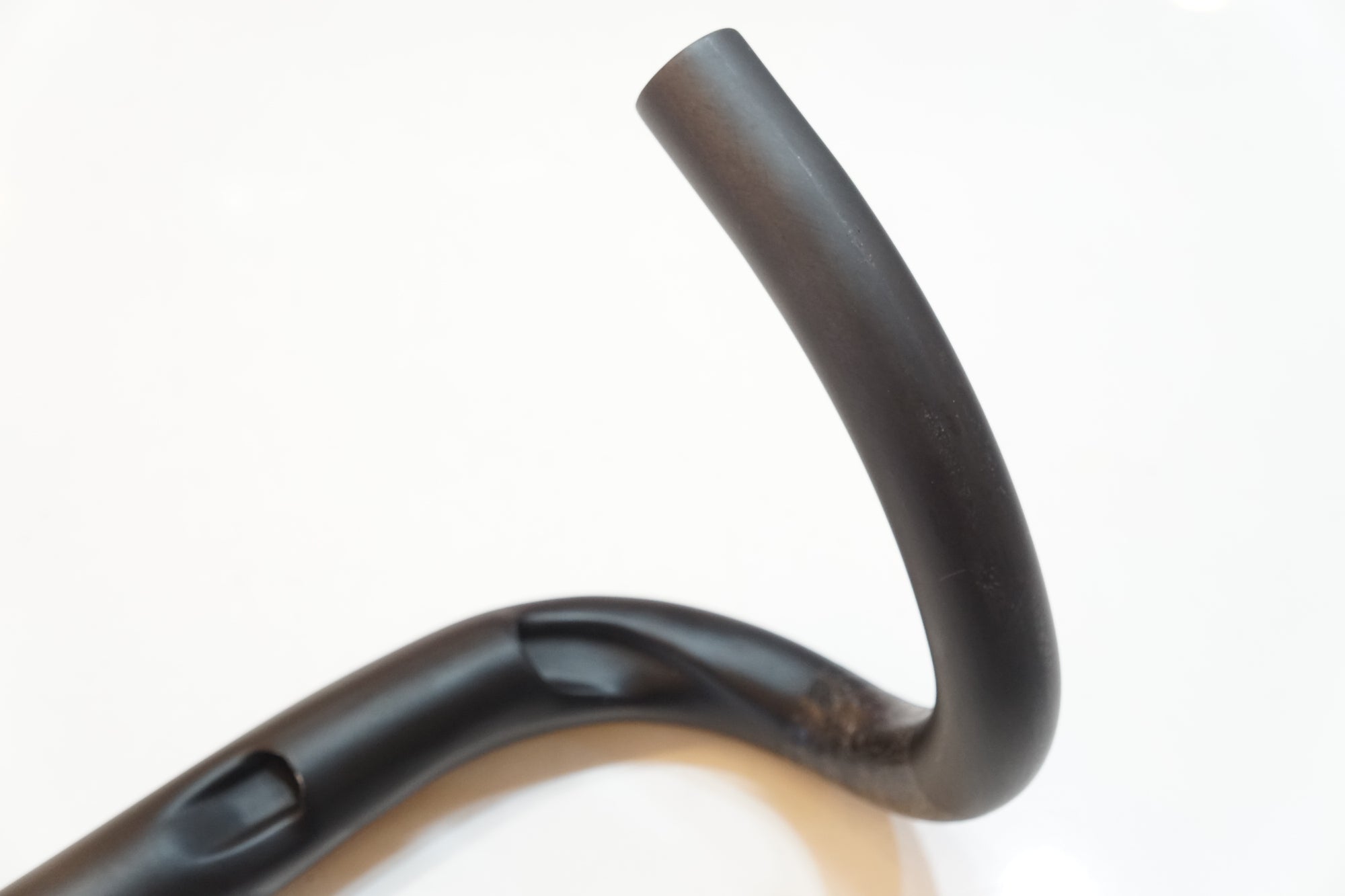 SHIMANO 「シマノ」 PRO PLT CARBON COMPOSITE φ31.8 400mm ハンドル / バイチャリ浦和ベース