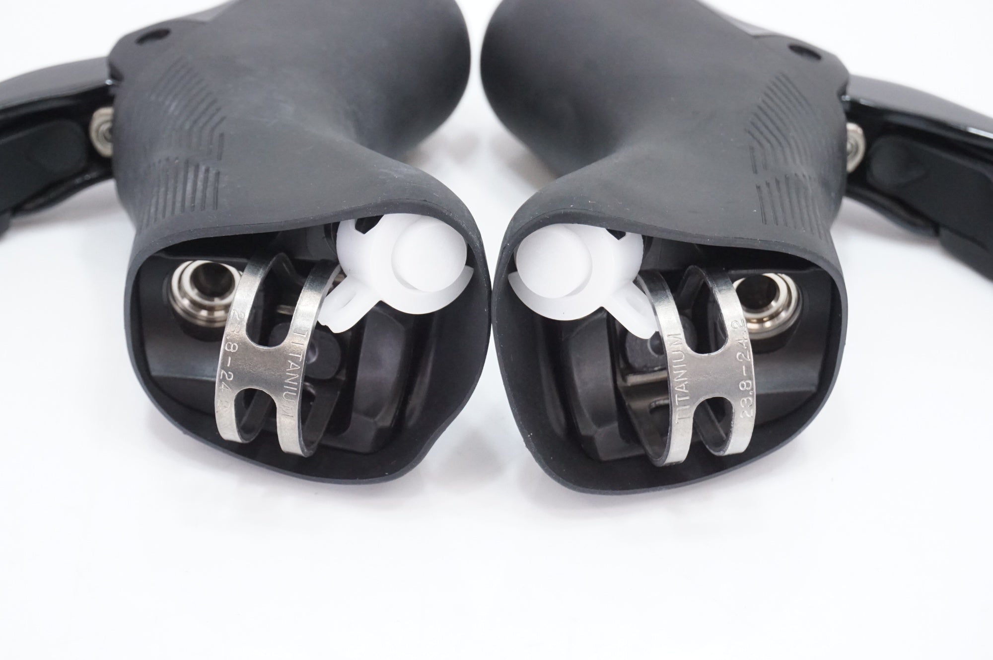 ［美品］SHIMANO BR-R9270 前後セット 新品)SHIMANO (シマノ) DURA-ACE J-kit DIRECT ST-R9270/BR