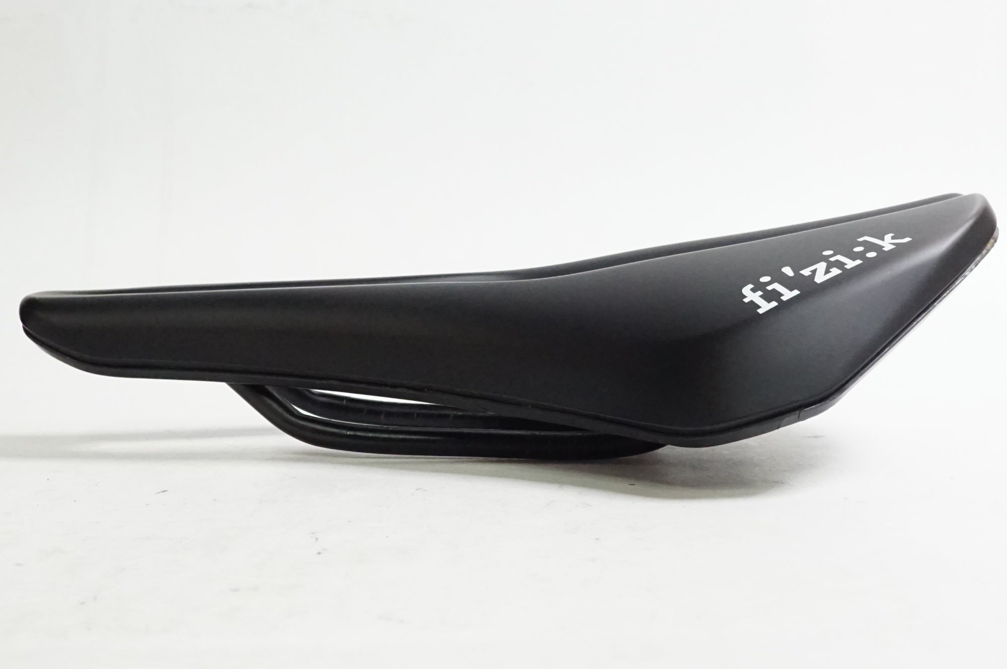 FIZIK 「フィジーク」 TEMPO ARGO R5 サドル / 熊谷本店 ｜ バイチャリ