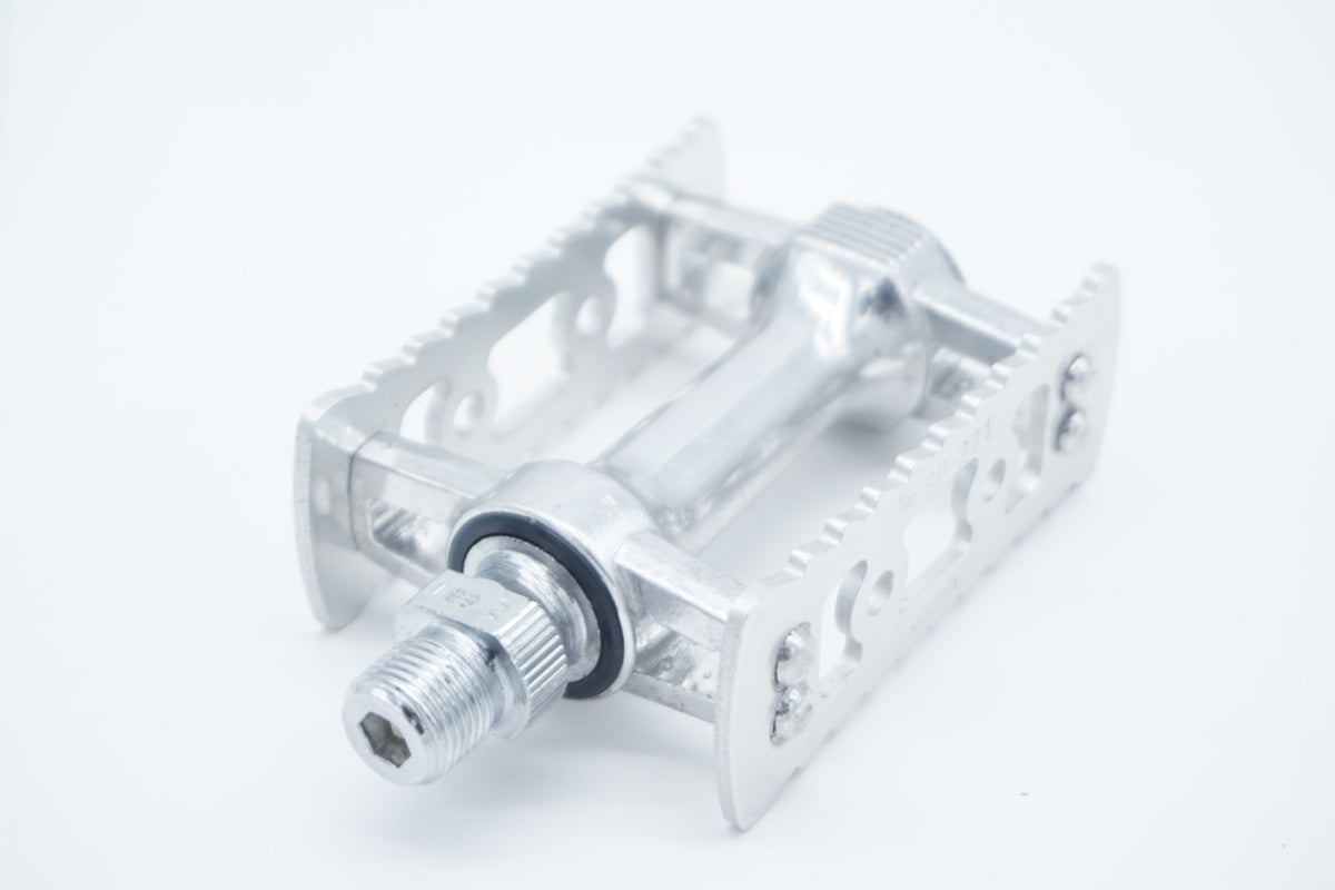 SR 「エスアール」 SP-221 ペダル / / 京都八幡店