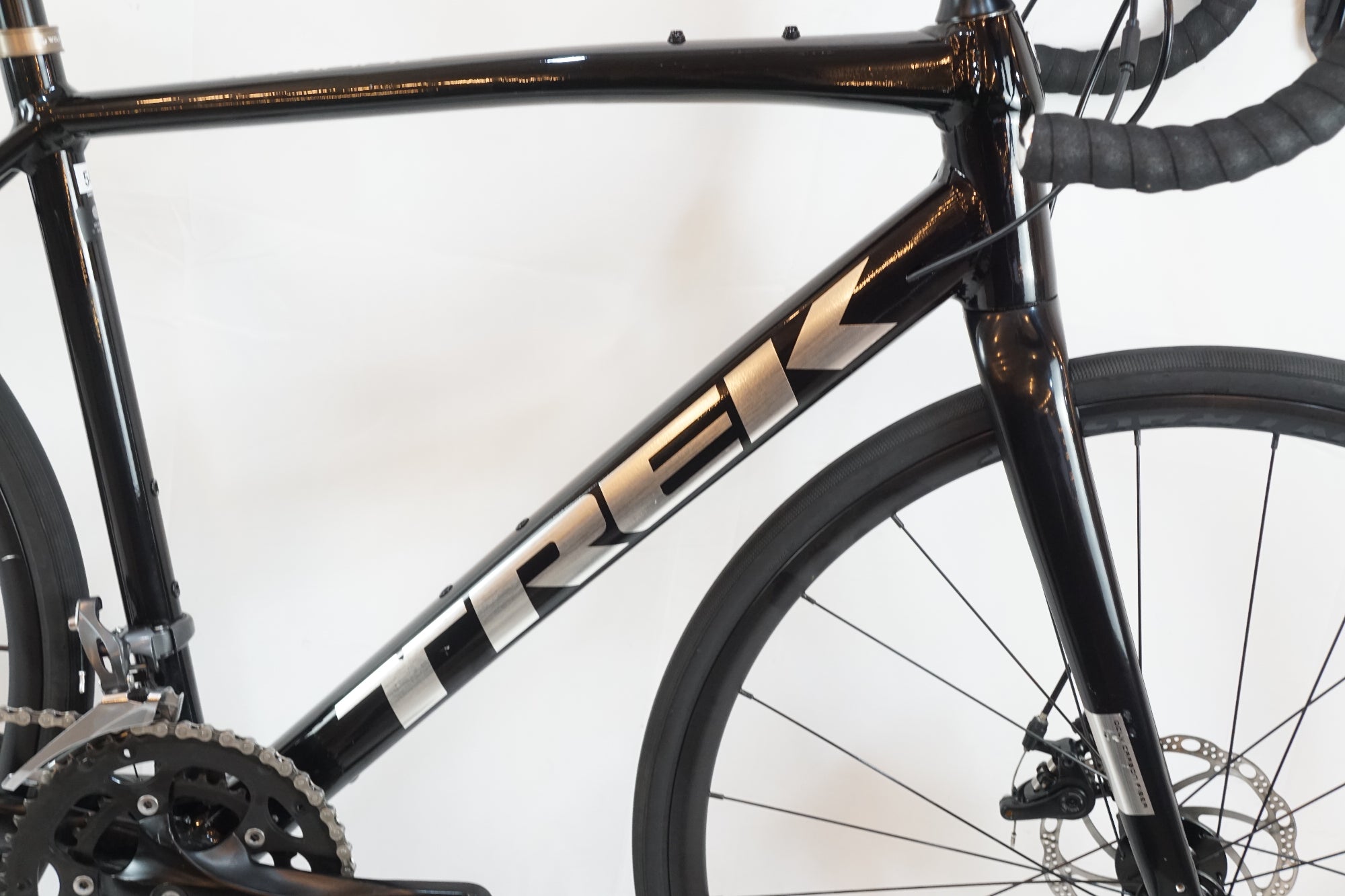 TREK 「トレック」 DOMANE AL2 DISC 2023年モデル ロードバイク