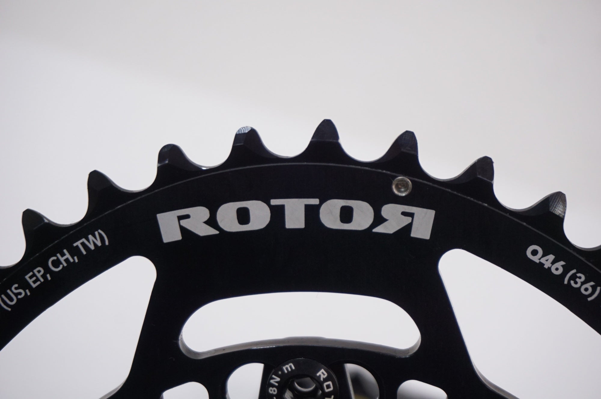ROTOR 「ローター」 3D+ NOQチェーンリング 46T 170mm クランクセット / 世田谷店