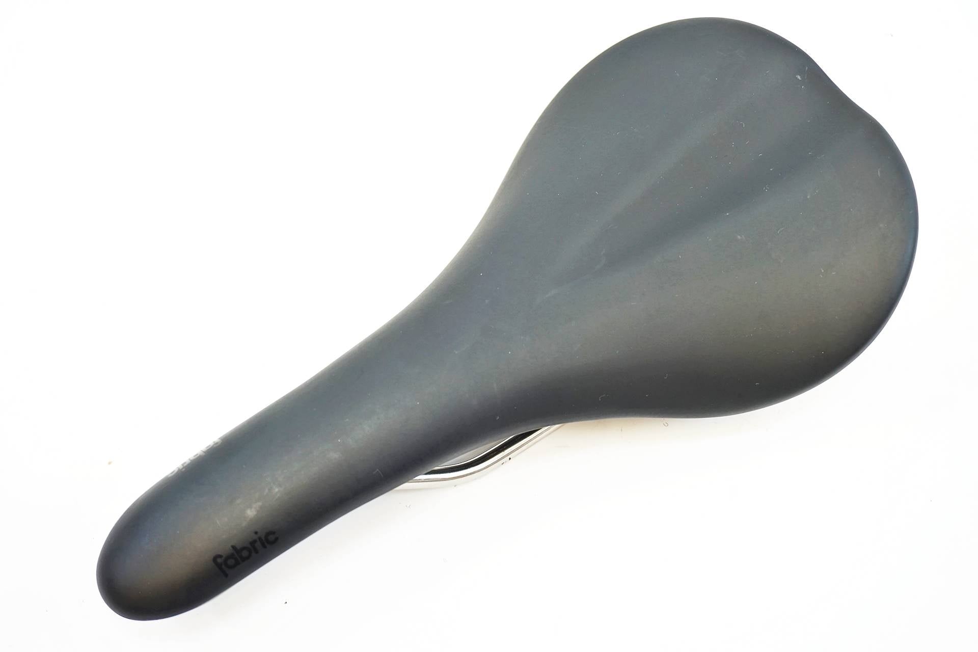 FABRIC 「ファブリック」 SCOOP RACE SHALLOW サドル / 有明ガーデン店