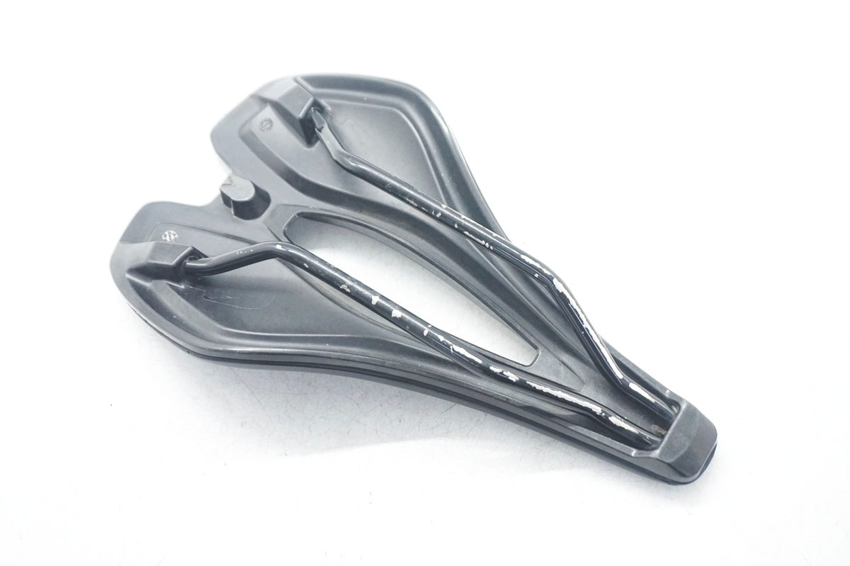 GIANT 「ジャイアント」 FLEET SL サドル / 大阪門真店