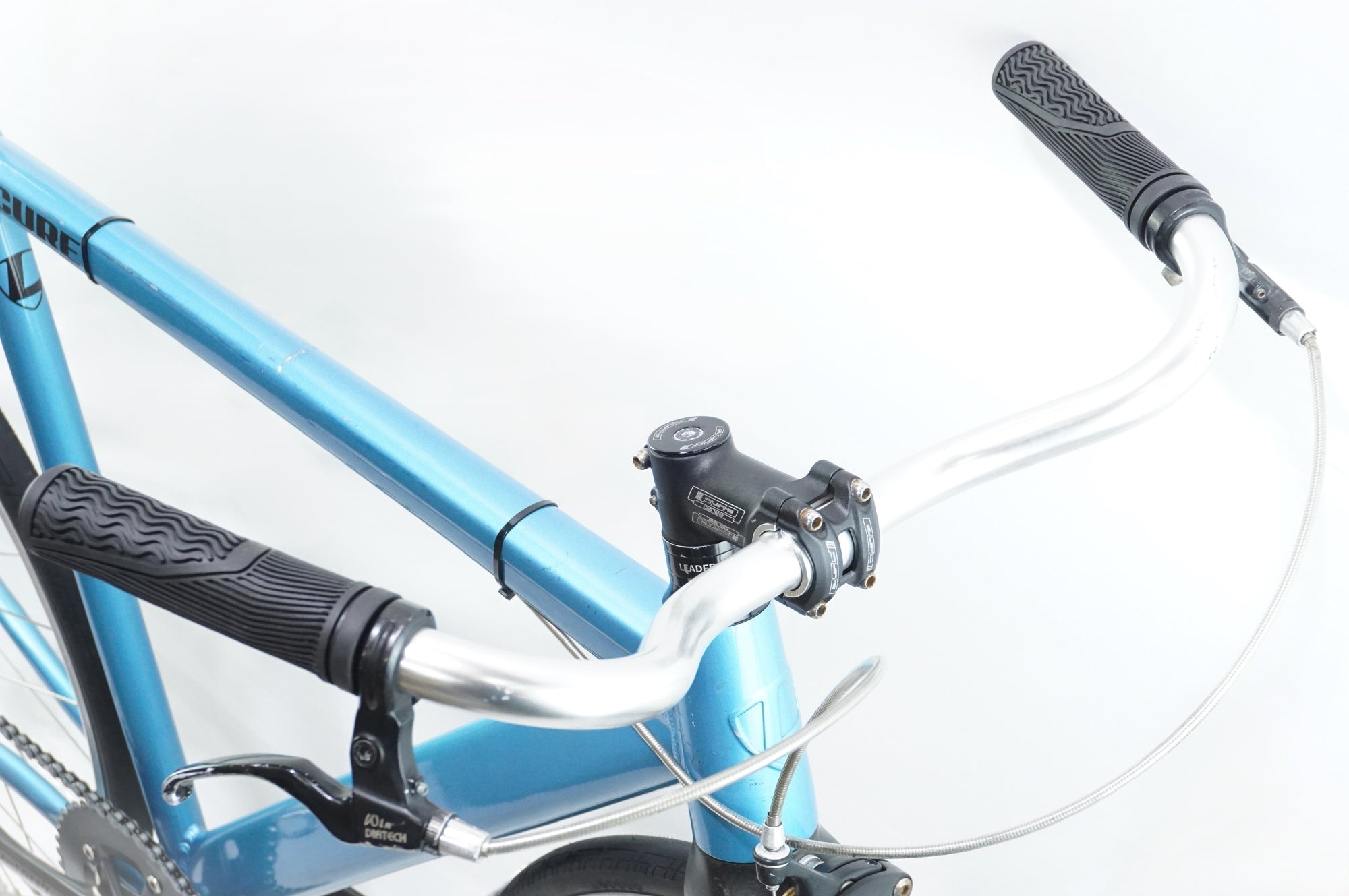 LEADER BIKES 「リーダーバイク」 CURE カスタム 2018年モデル ピスト 