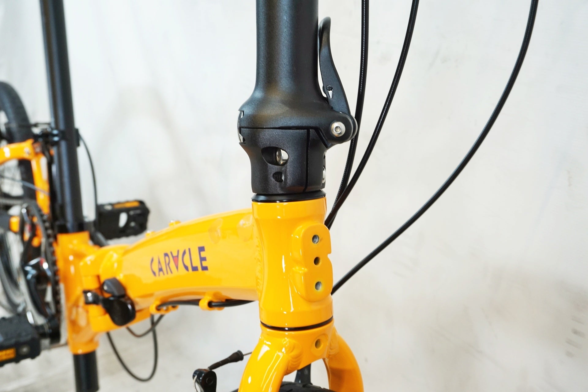 CARACLE 「カラクル」 S 標準仕様 2025年モデル 20インチ ミニベロ / 有明ガーデン店