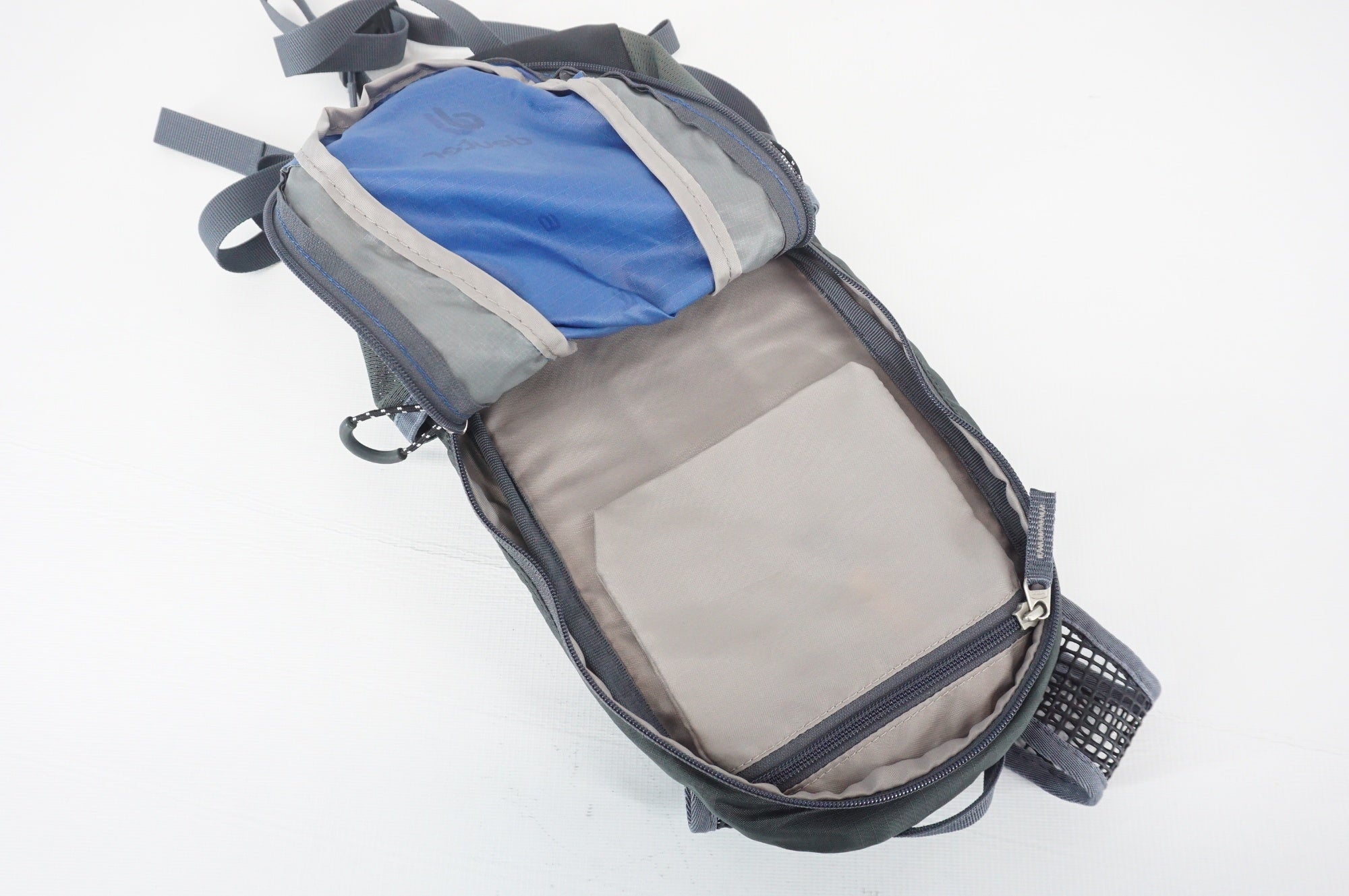 DEUTER 「ドイター」 ULTRA RIDE 6 バックパック / 阪急塚口店