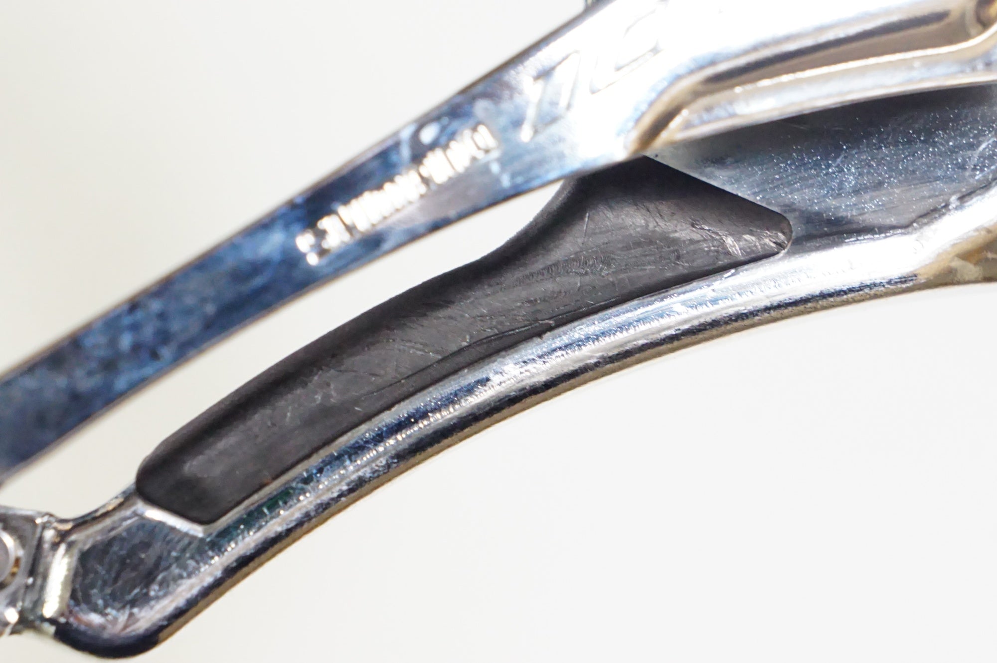 SHIMANO 「シマノ」 105 FD-R7000 フロントディレイラー / 熊谷本店