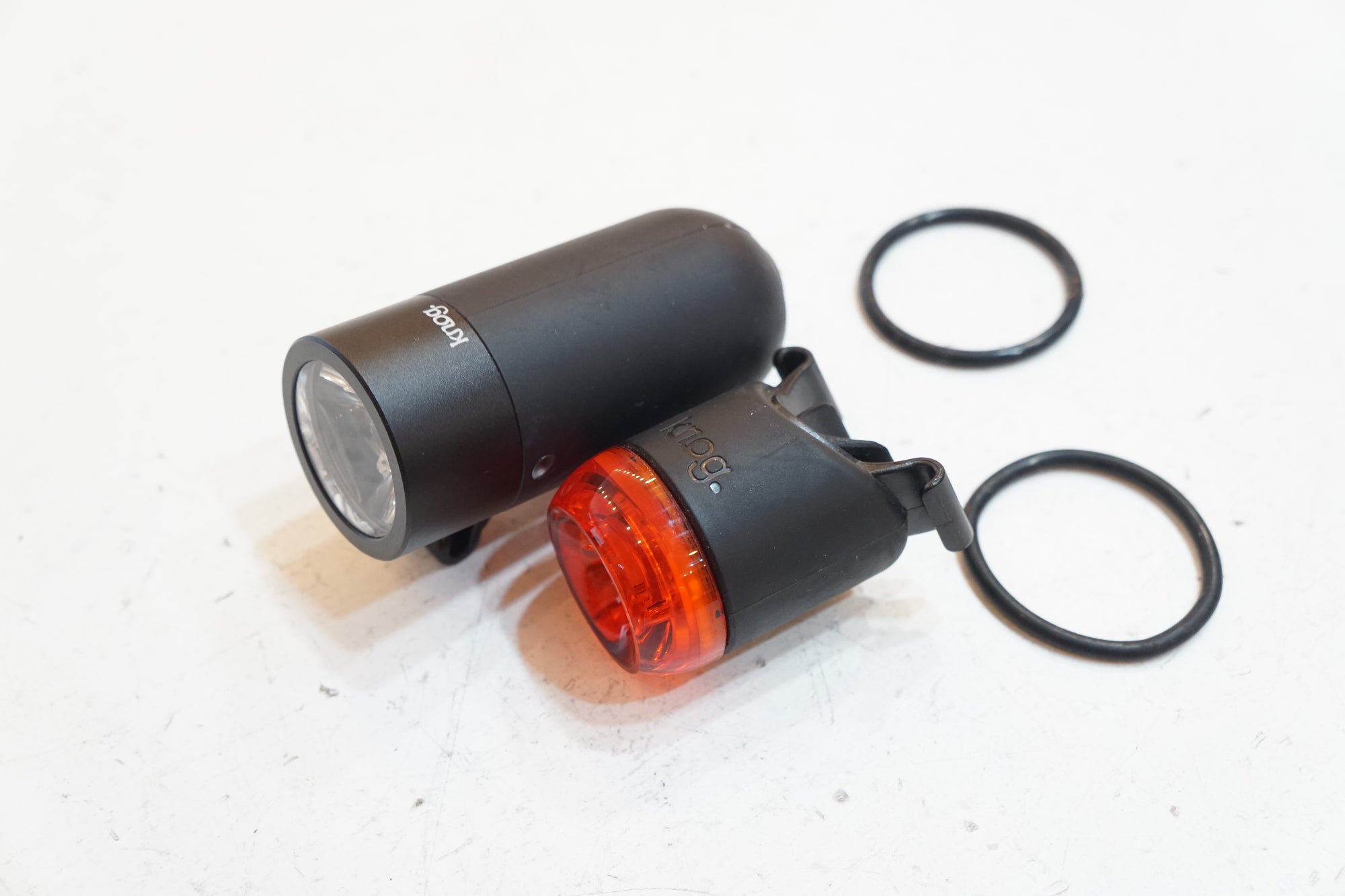 KNOG 「ノグ」 PLUG TWINPACK ライトセット / バイチャリ浦和ベース
