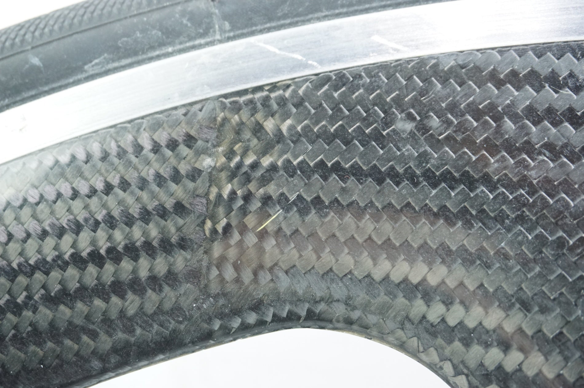 HED 「ヘッド」 HED.3 カーボンバトン フロントホイール / 中目黒店