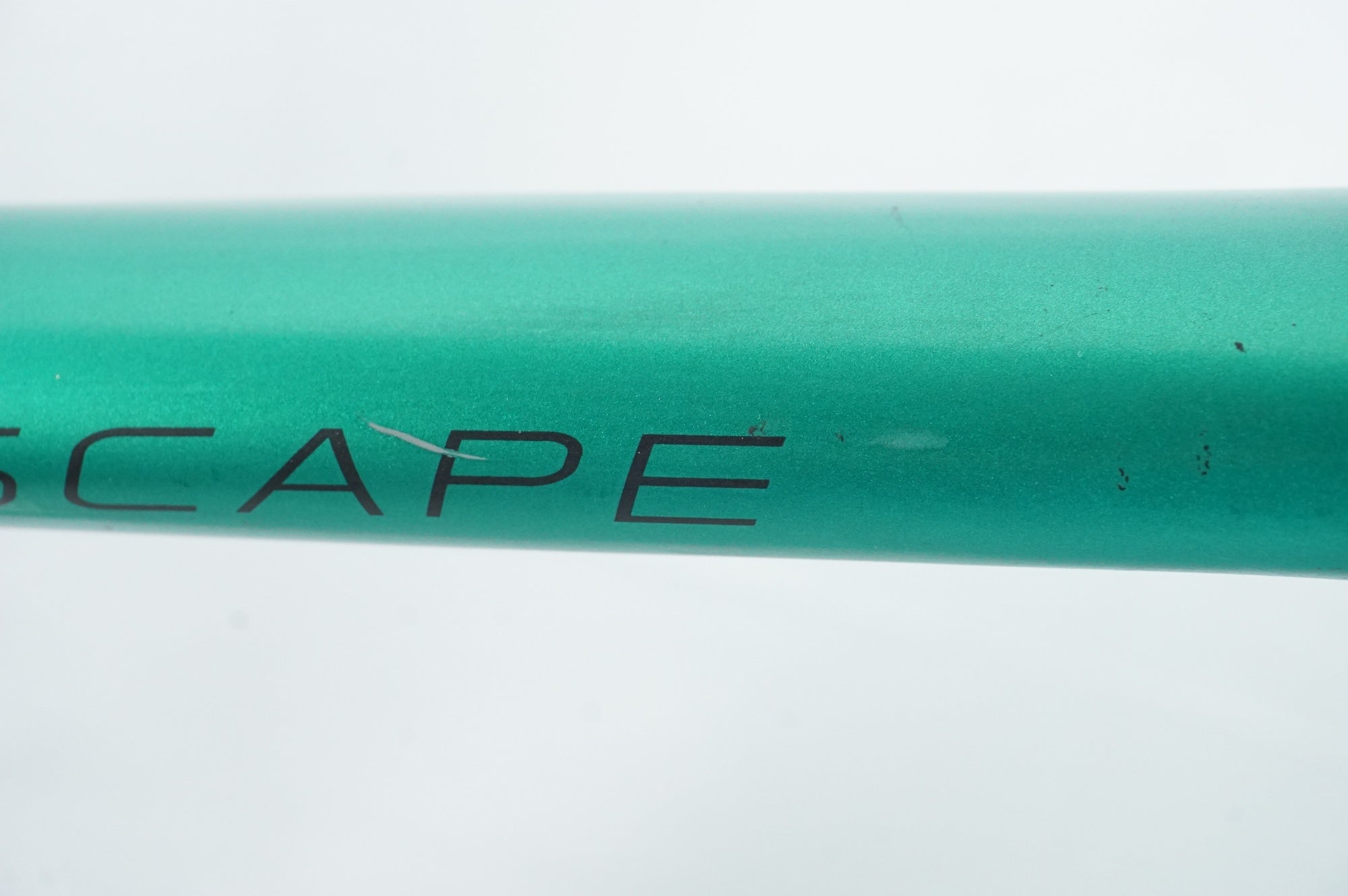 GIANT 「ジャイアント」 ESCAPE R3 2020年モデル クロスバイク / 中目黒店
