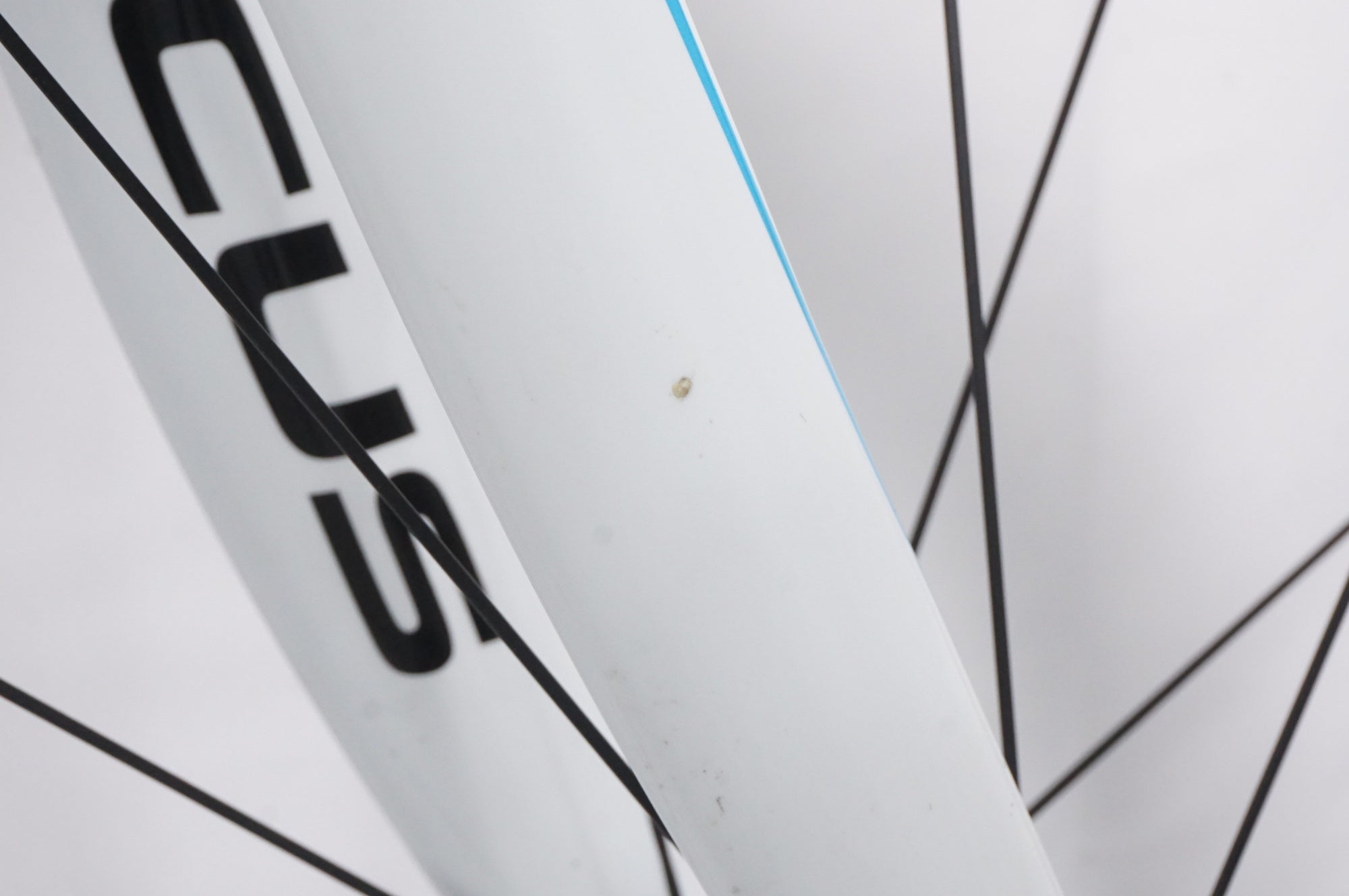 FOCUS 「フォーカス」 CAYO 2011年モデル ロードバイク / AKIBA店