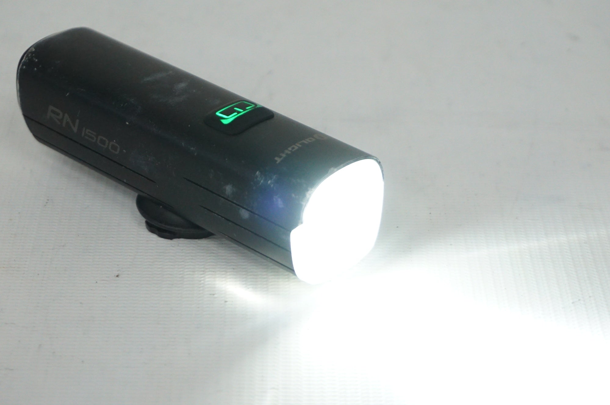 OLIGHT 「オーライト」 RN 1500 本体のみ フロントライト / 阪急塚口店