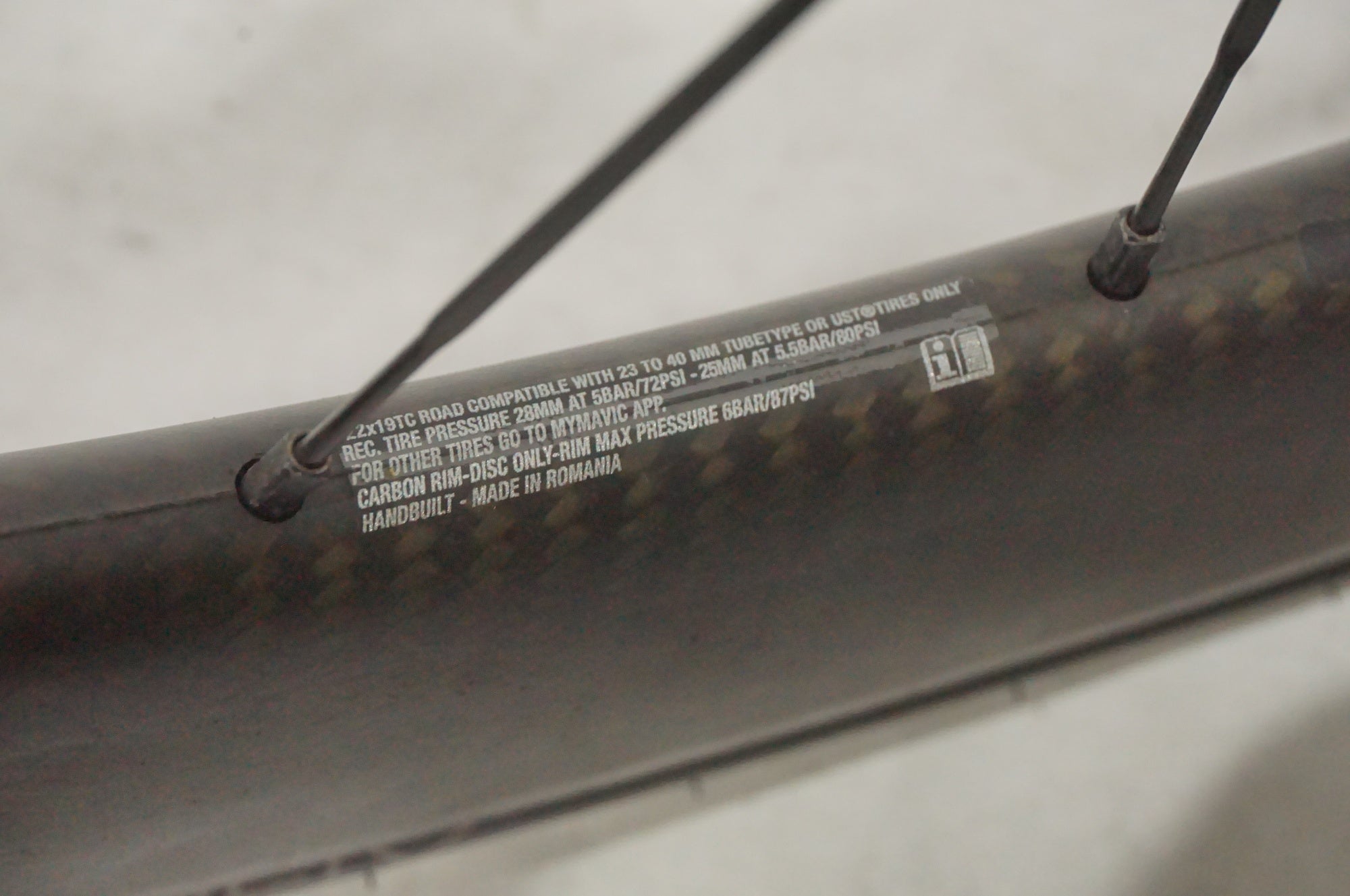 MAVIC 「マヴィック」 COSMIC SL 65 DISC シマノ11速 ホイールセット / AKIBA店