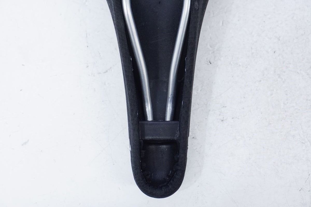 VELO 「ベロ」 COLNAGO サドル / 浜松店