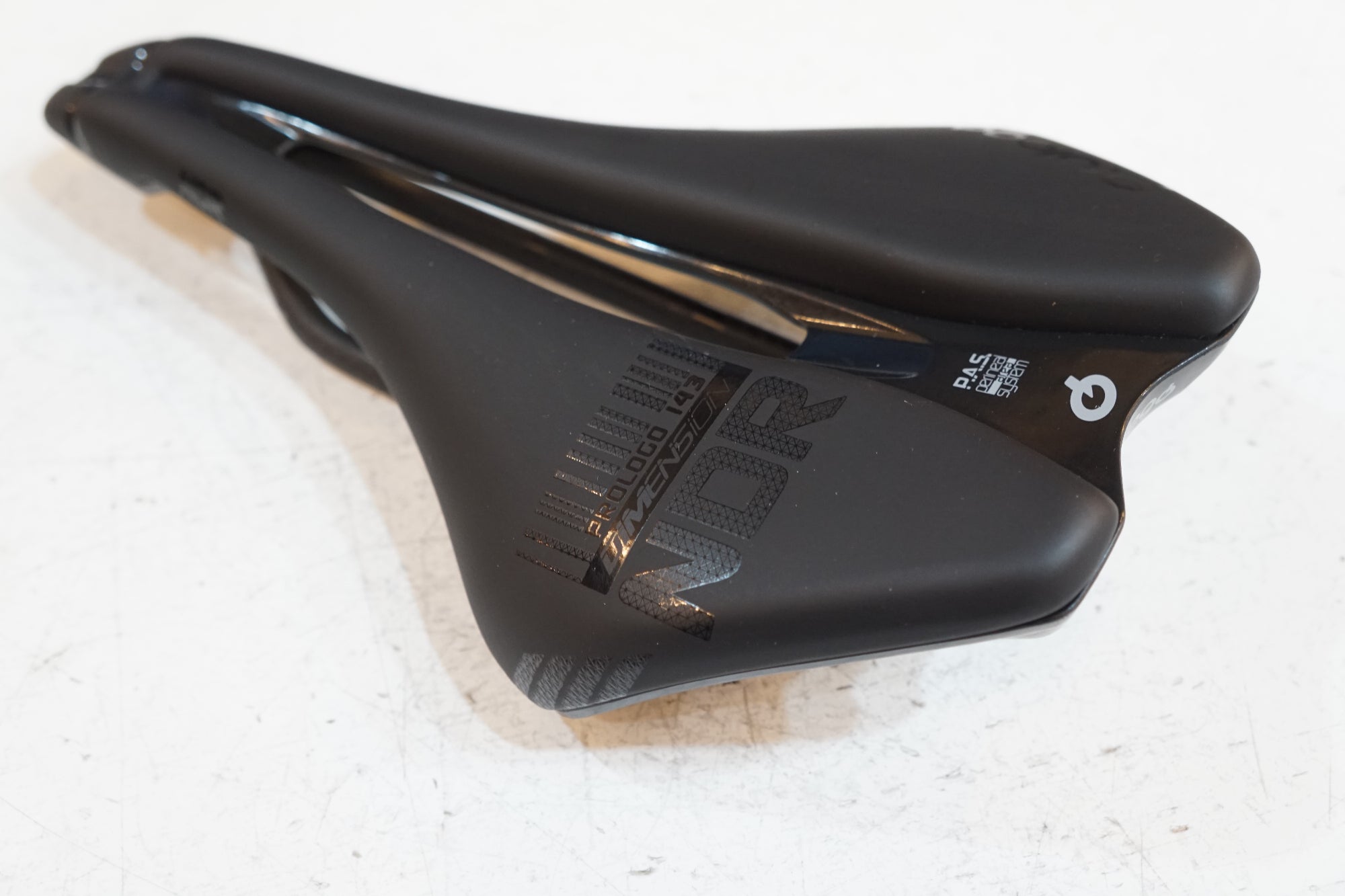 PROLOGO 「プロロゴ」 DIMENSION NDR TIROX サドル / バイチャリ浦和