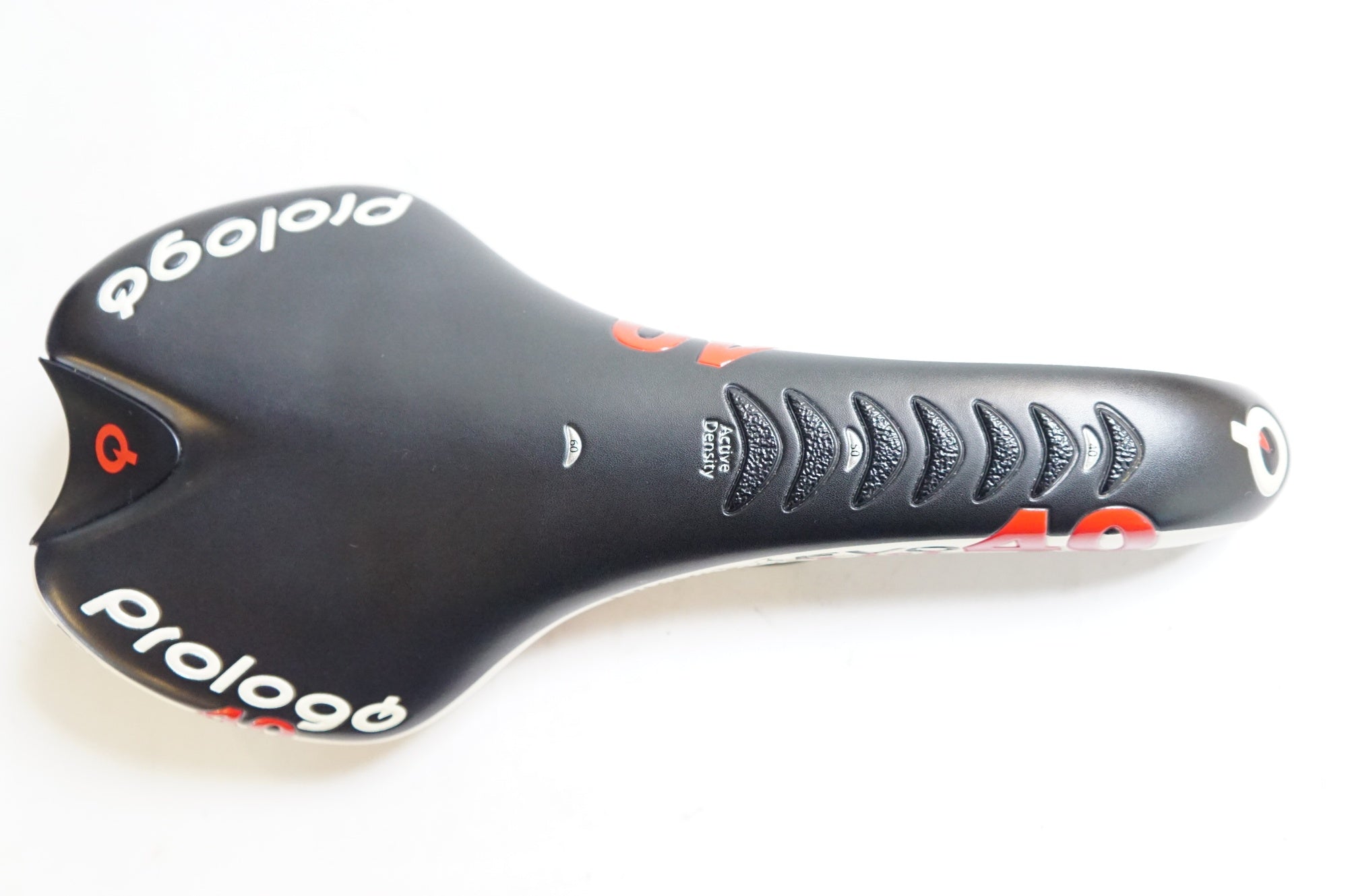 PROLOGO 「プロロゴ」 NAGO EVO TRI 40 NACK サドル / 熊谷本店