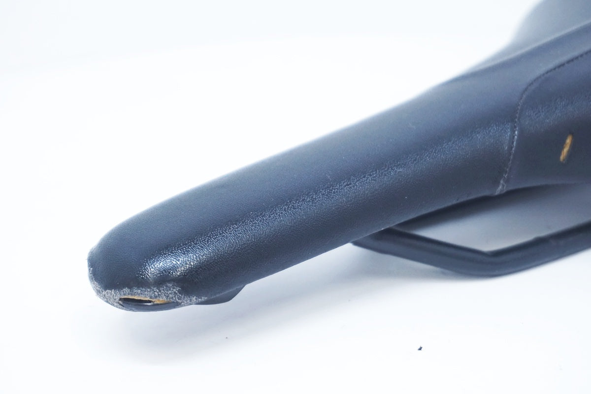 ジャンク FIZIK 「フィジーク」 ANTARES サドル / 大阪美原北インター店