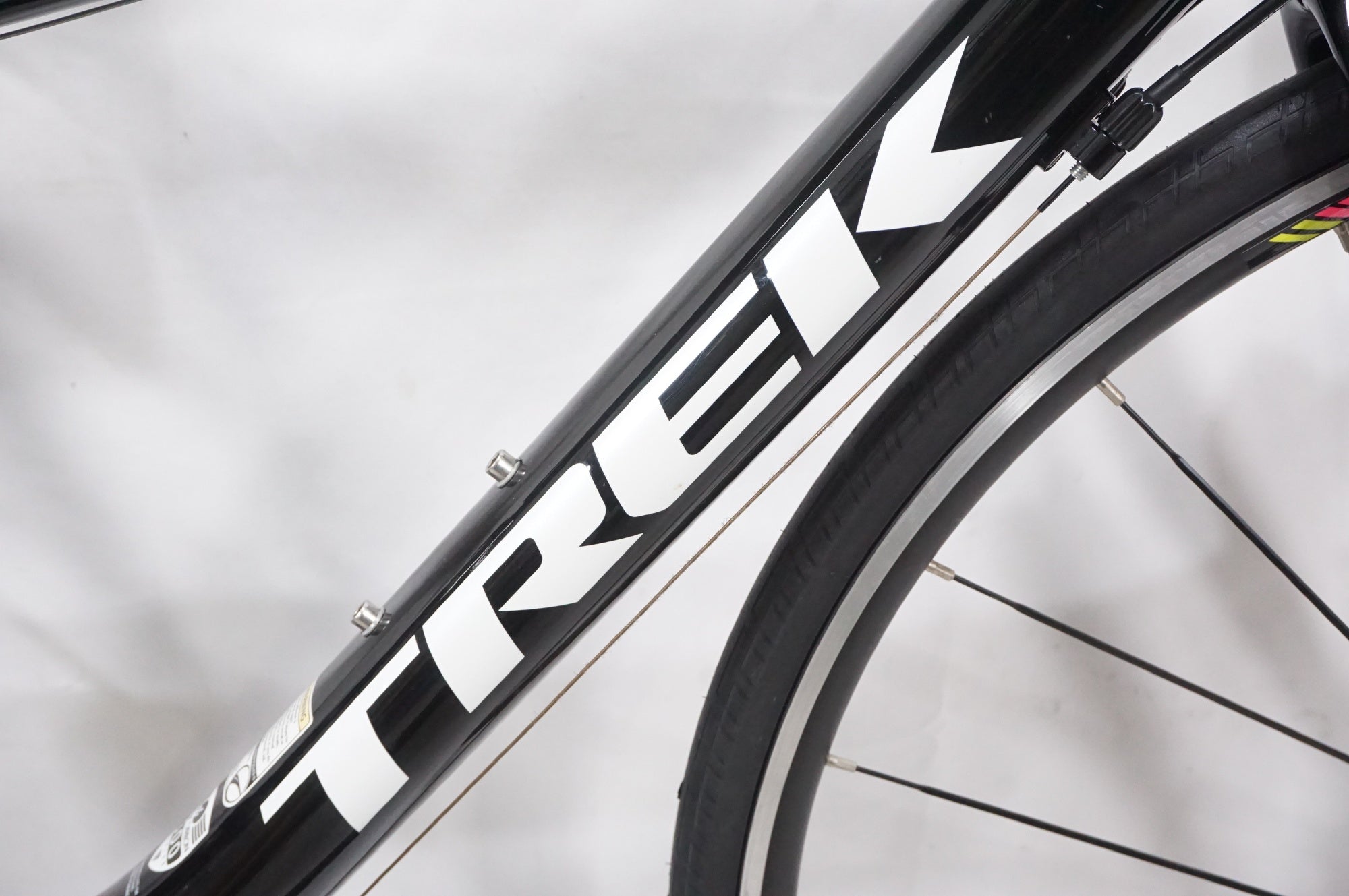 TREK 「トレック」 EMONDA S4 2015年モデル ロードバイク / AKIBA店