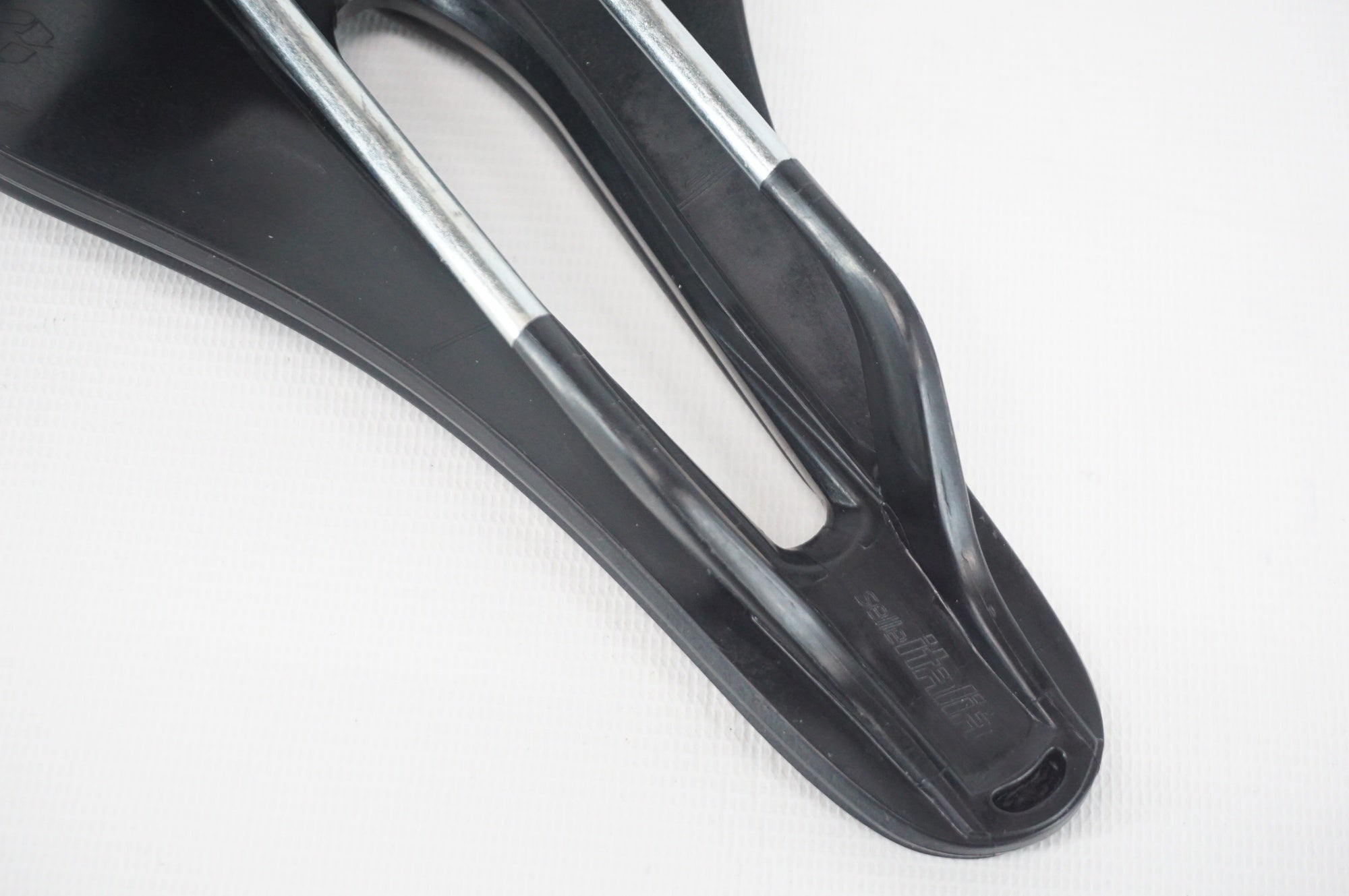 SELLE ITALIA 「セライタリア」 BIANCHI MODEL X サドル / 阪急塚口店