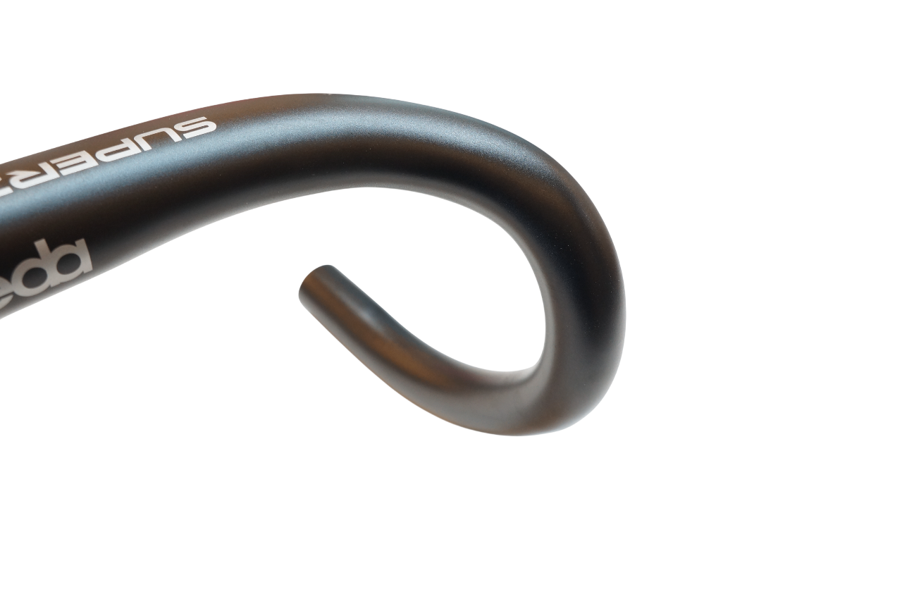 DEDA 「デダ」 SUPERZERO φ31.7 440mm ドロップハンドル / バイチャリ浦和ベース