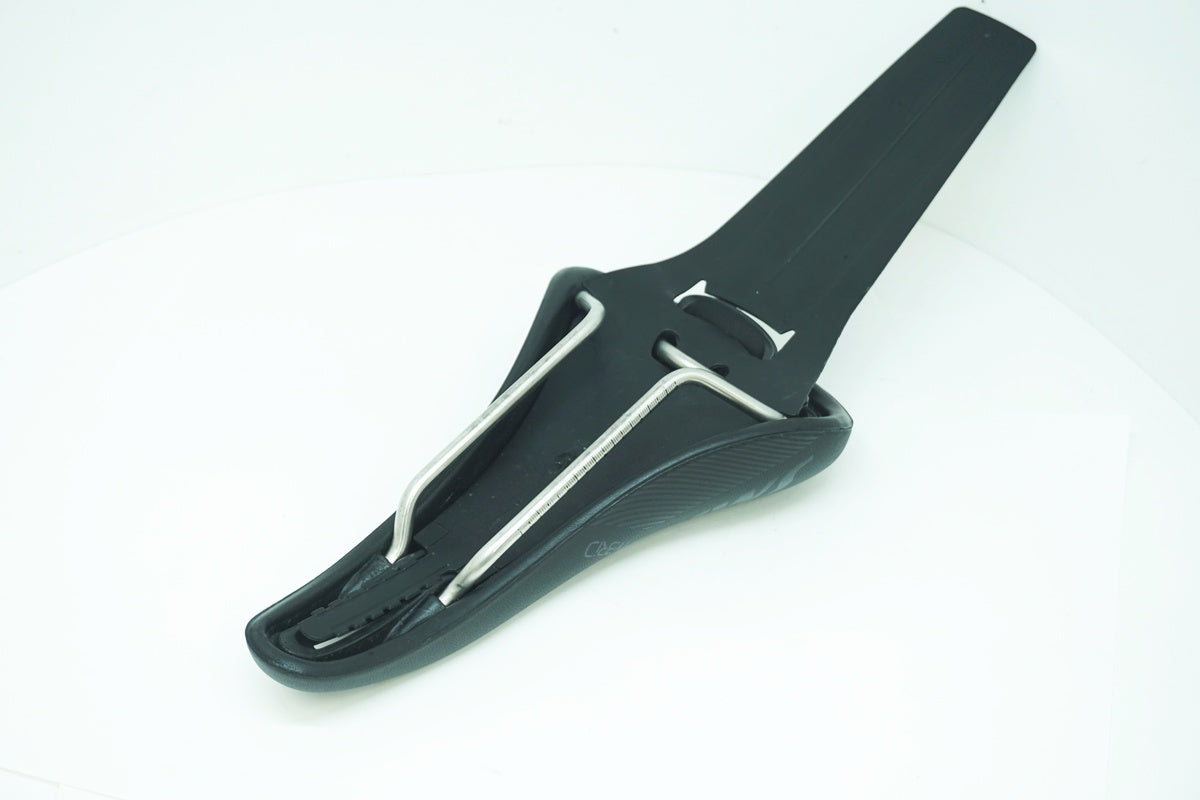 SELLE SMP 「セラエスエムピー」 HYBRID サドル / 大阪美原北インター店