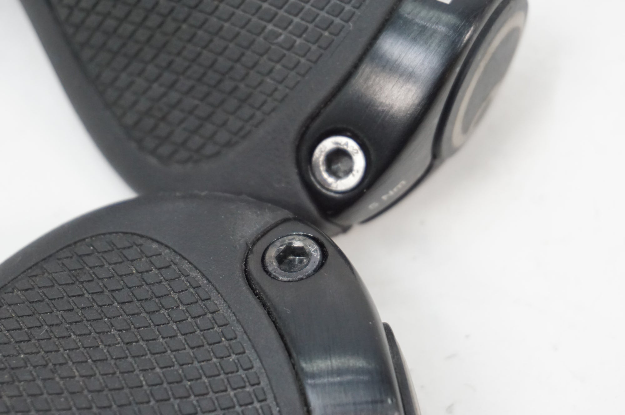 ERGON 「エルゴン」 GP1 LONG LARGE グリップ / 川越店