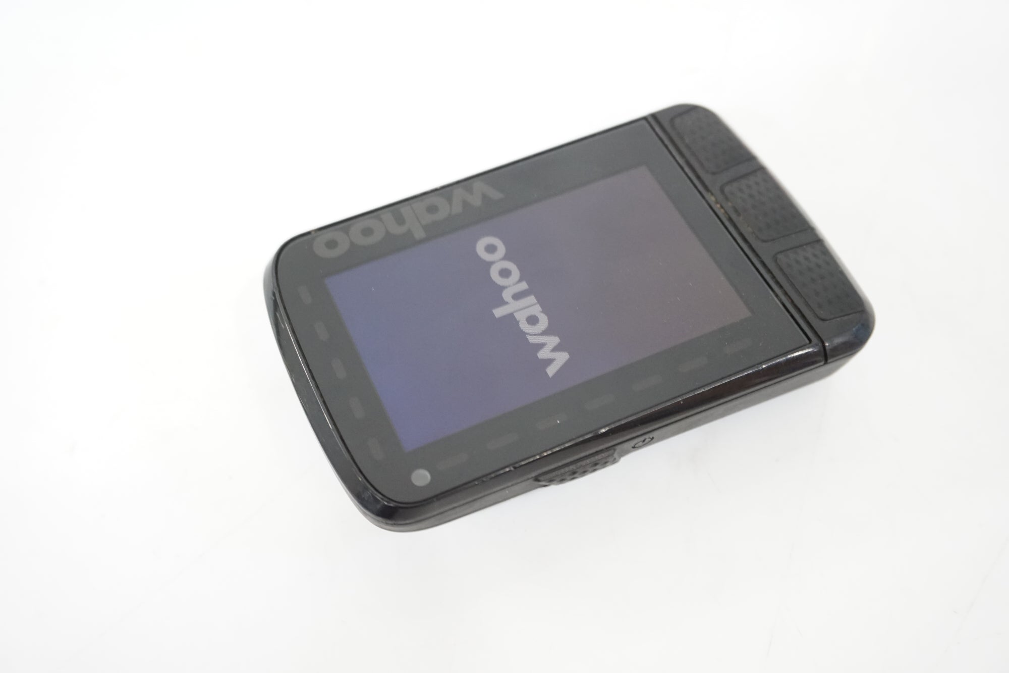 Wahoo ELEMNT ROAM v2 ジャンク扱い　WFCC6 WAHOO 「ワフー」 ELEMENT ROAM V2 WFCC6 サイクルコンピューター