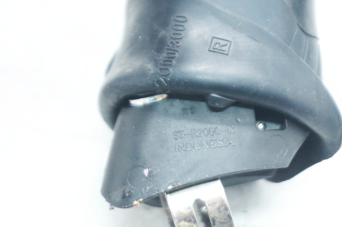 Shimano ST-R2000デュアルコントロールレバー　美品 SHIMANO ( シマノ ) デュアルコントロールレバー（STIレバー） ST