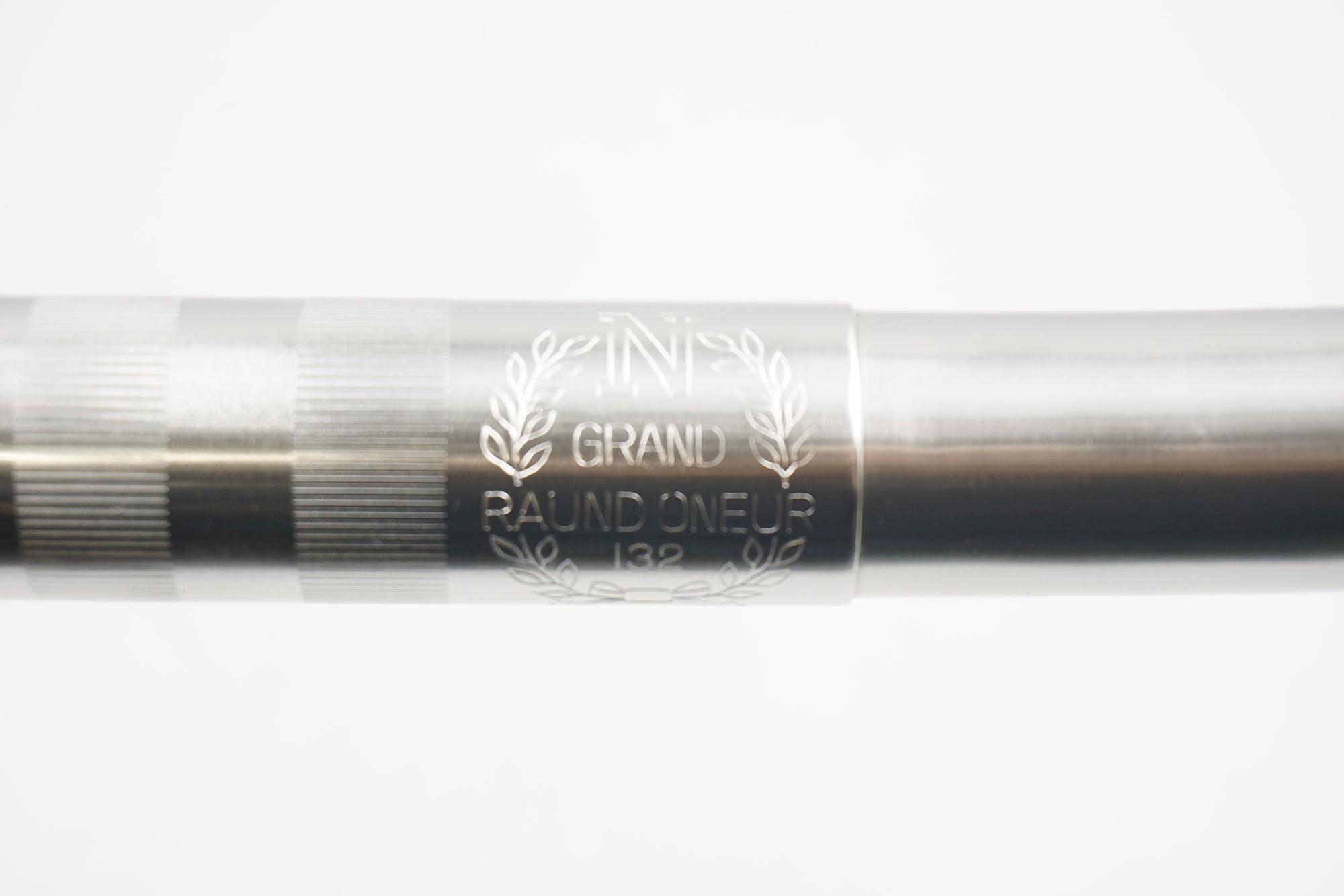 NITTO 「ニットー」 GRAND RAUND ONEUR Φ25.4 390mm ハンドル / 奈良店