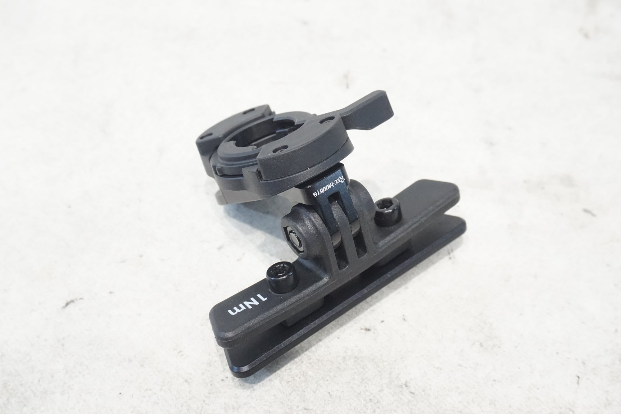 GARMIN 「ガーミン」 VARIA RCT715 リアビューレーダー / 横浜