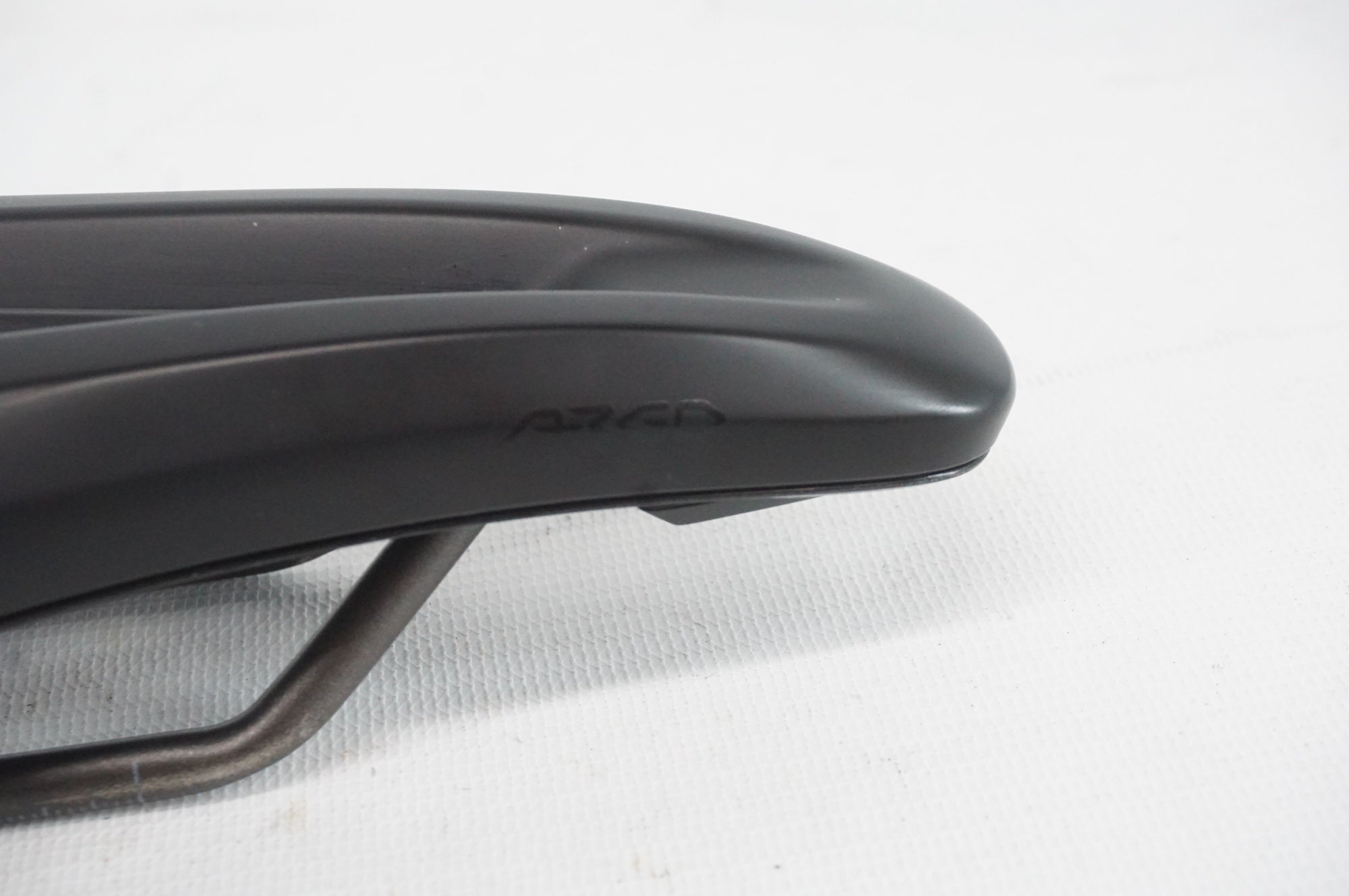 FIZIK 「フィジーク」 TERRA ARGO X3 サドル / 阪急塚口店