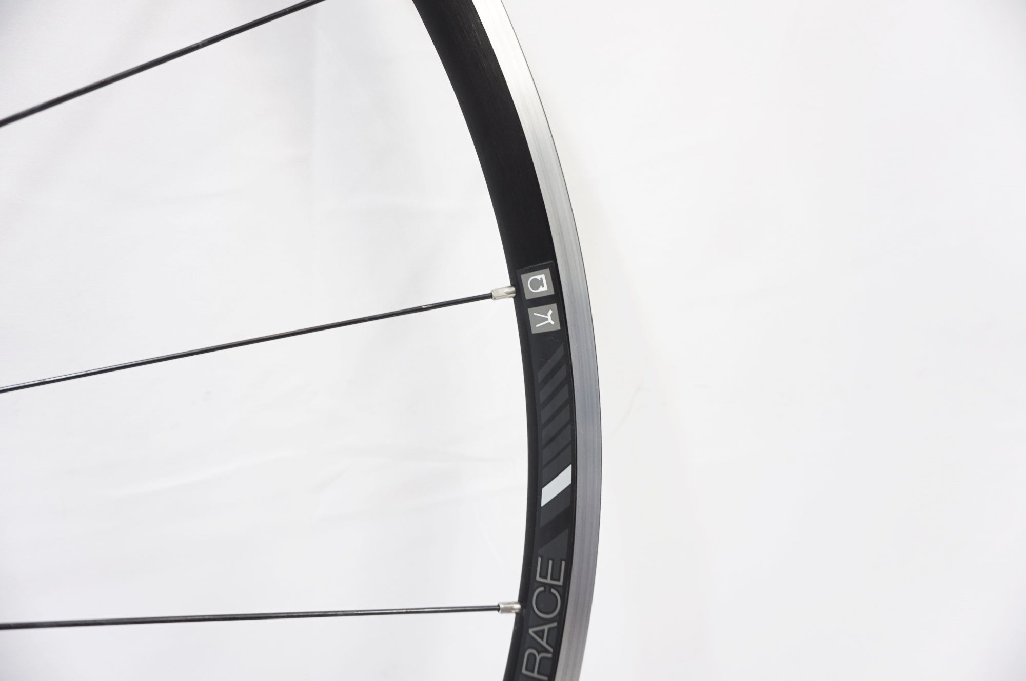 BONTRAGER 「ボントレガー」 RACE フロントホイール / バイチャリ世田谷店