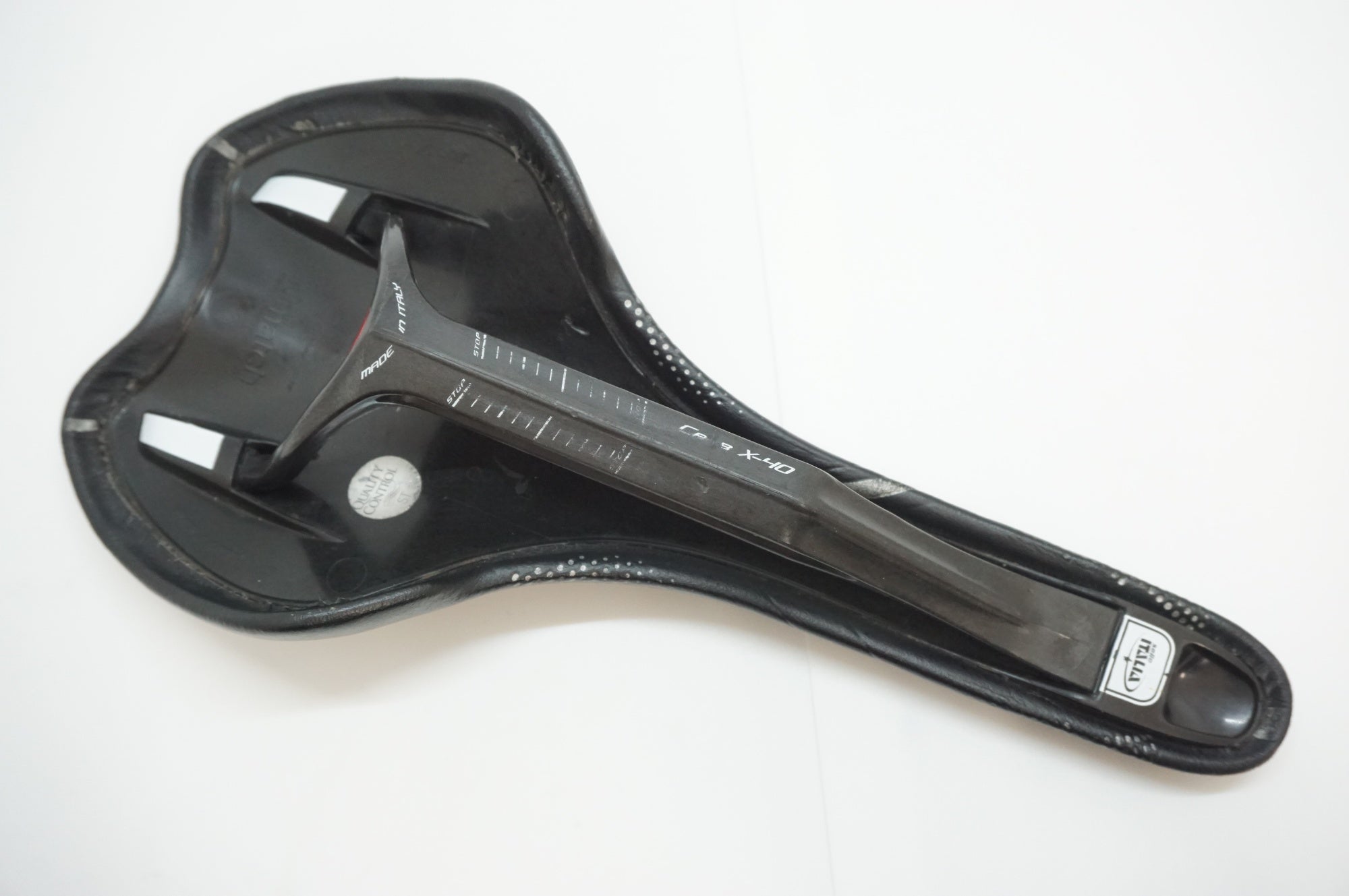 SELLE ITARIA 「セライタリア」 SLR MONOLINK サドル / 福岡店
