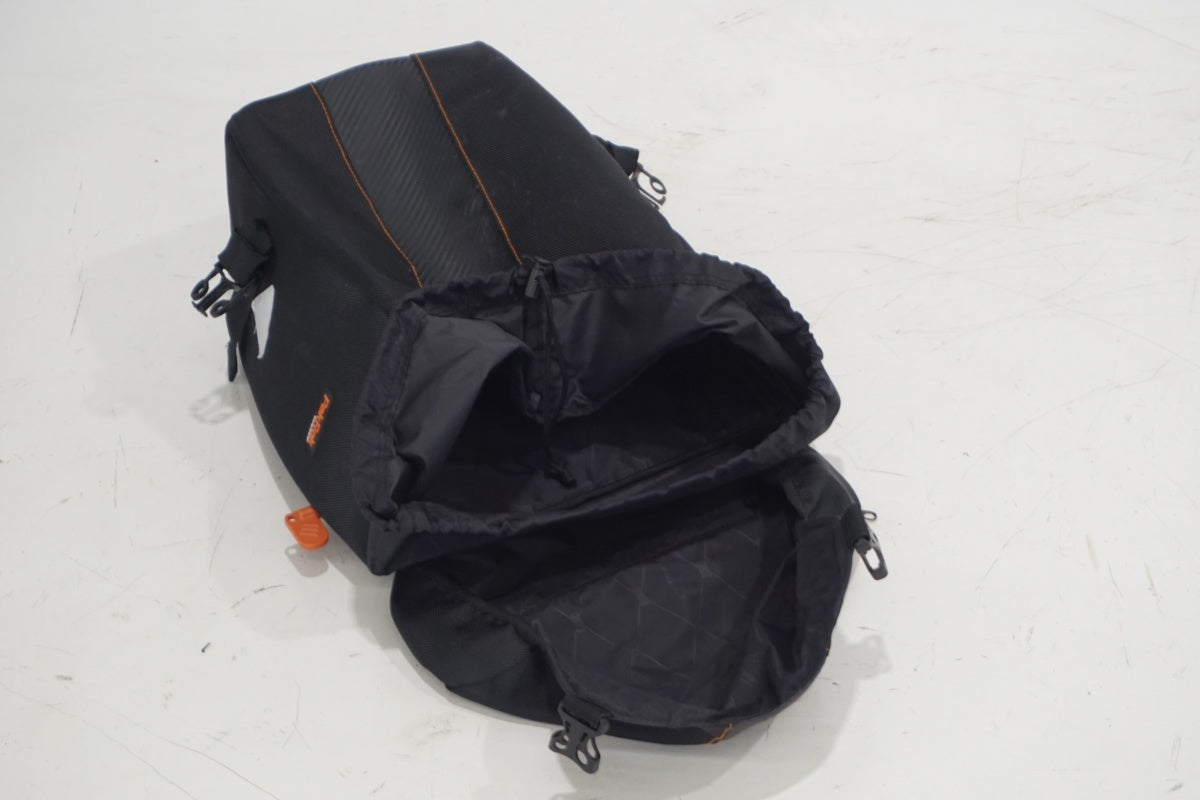 IBERA イベラPakRak パニアバッグ サイドバッグセット自転車用バッグ Amazon | IberaイベラPakRak自転車用 全天候型2点セットパニエバッグ